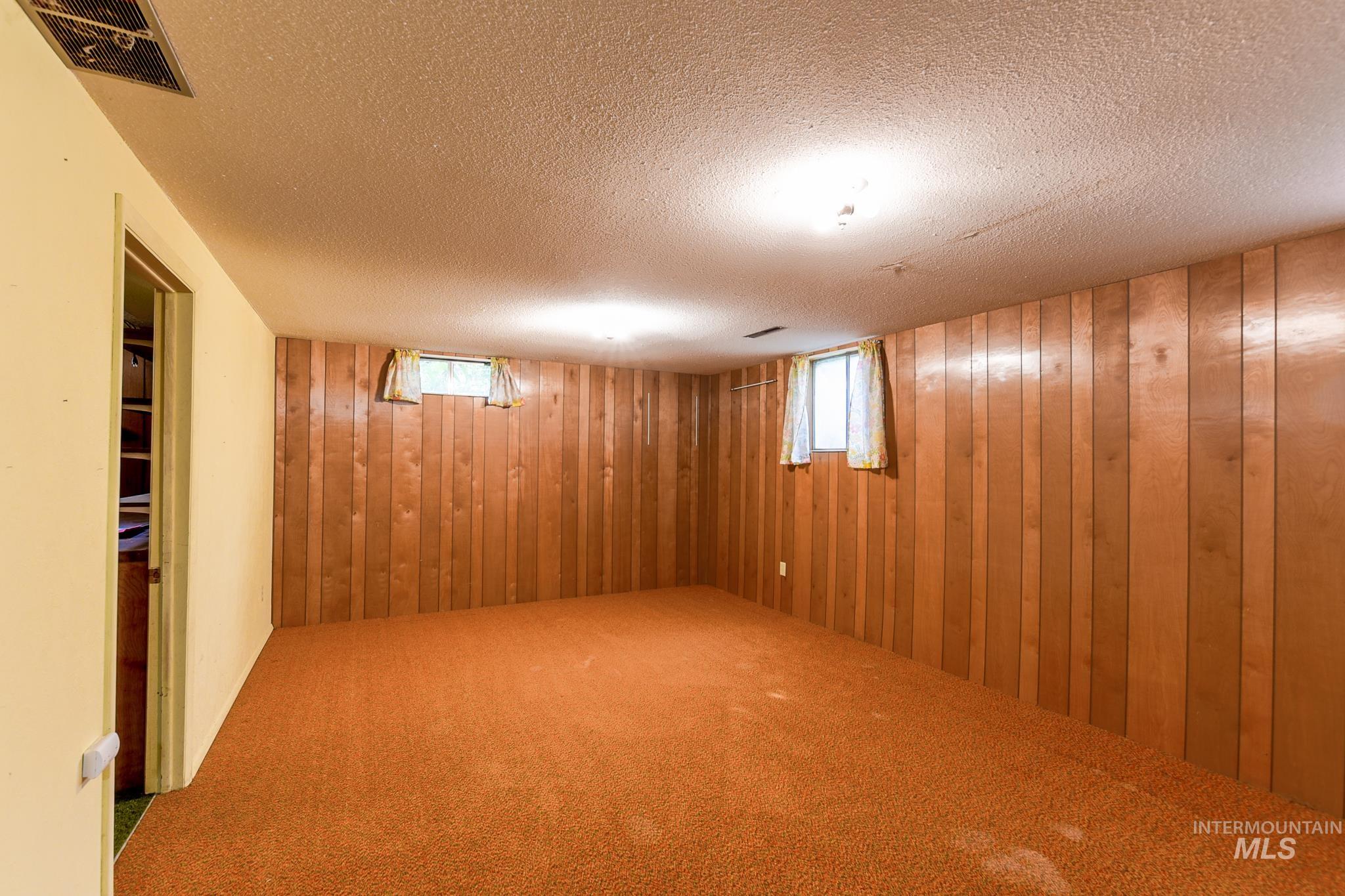 1829 Powers Ave. Property Photo 34