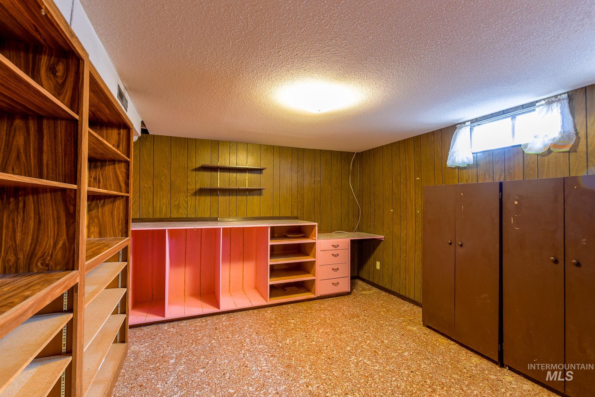 1829 Powers Ave. Property Photo 38