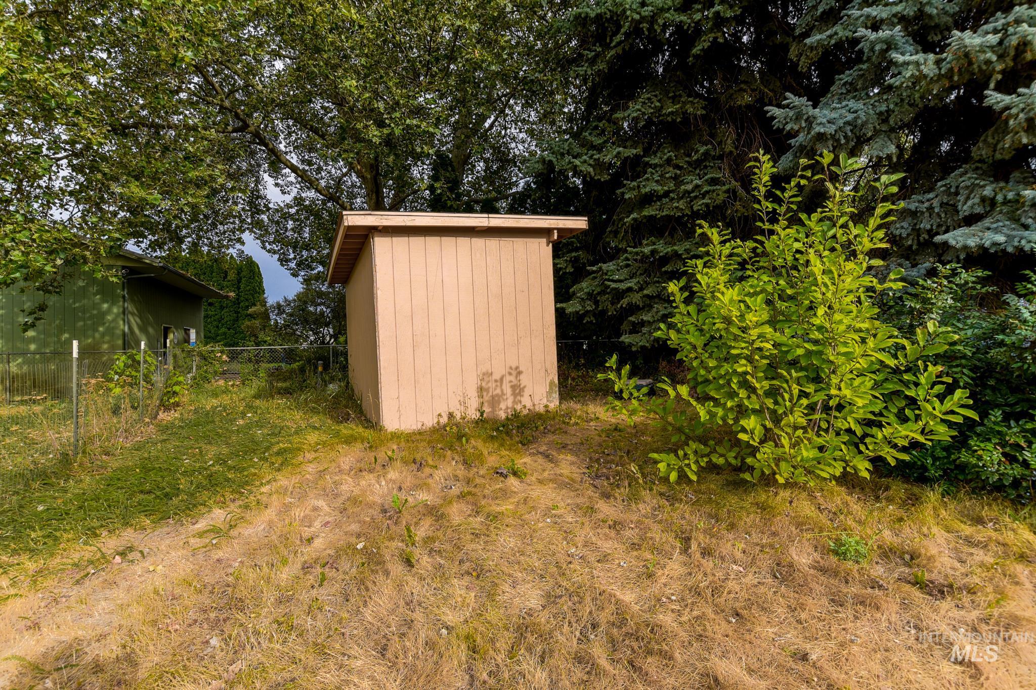 1829 Powers Ave. Property Photo 48