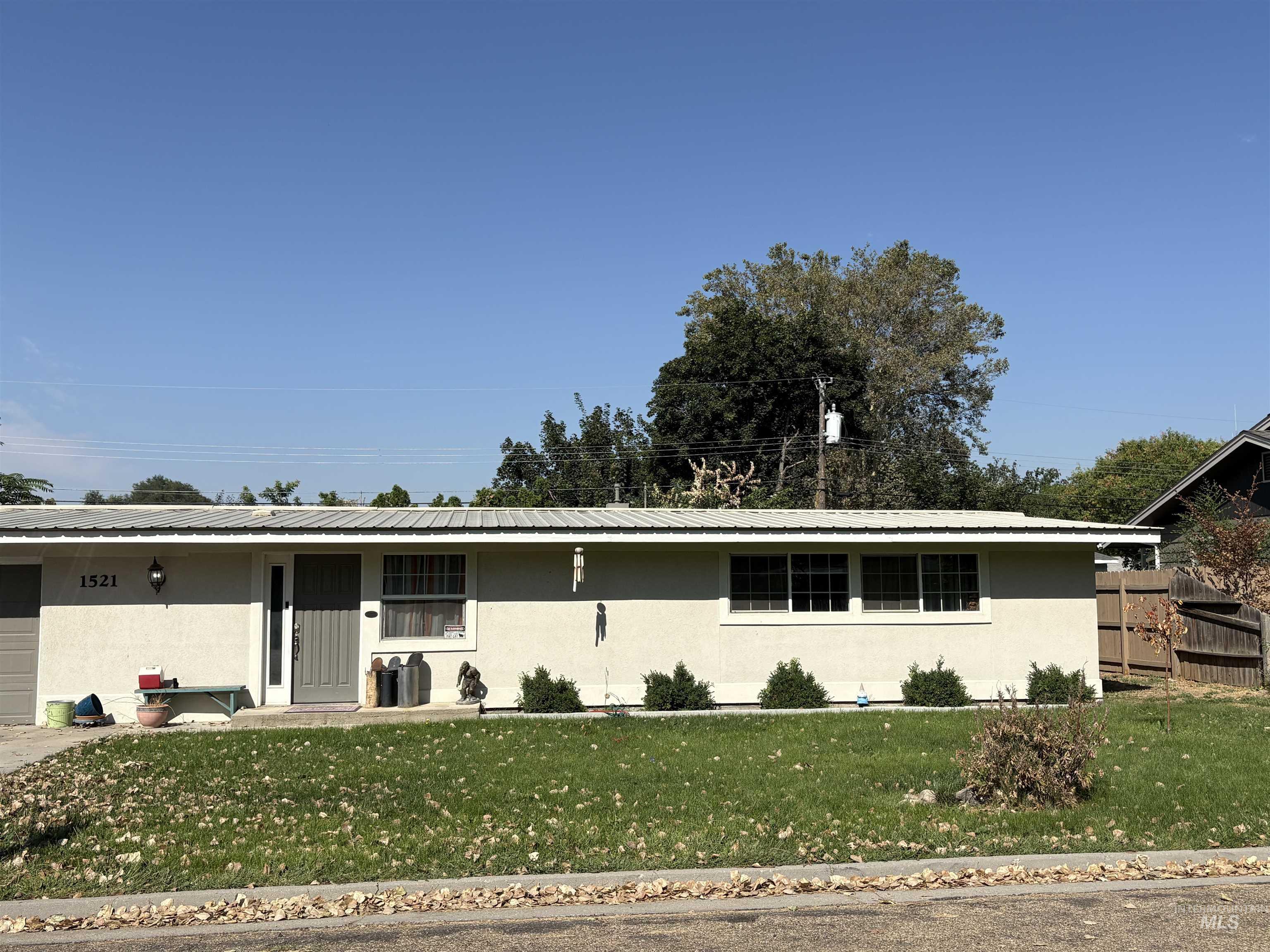 1521 N Plateau Ave Property Photo 1
