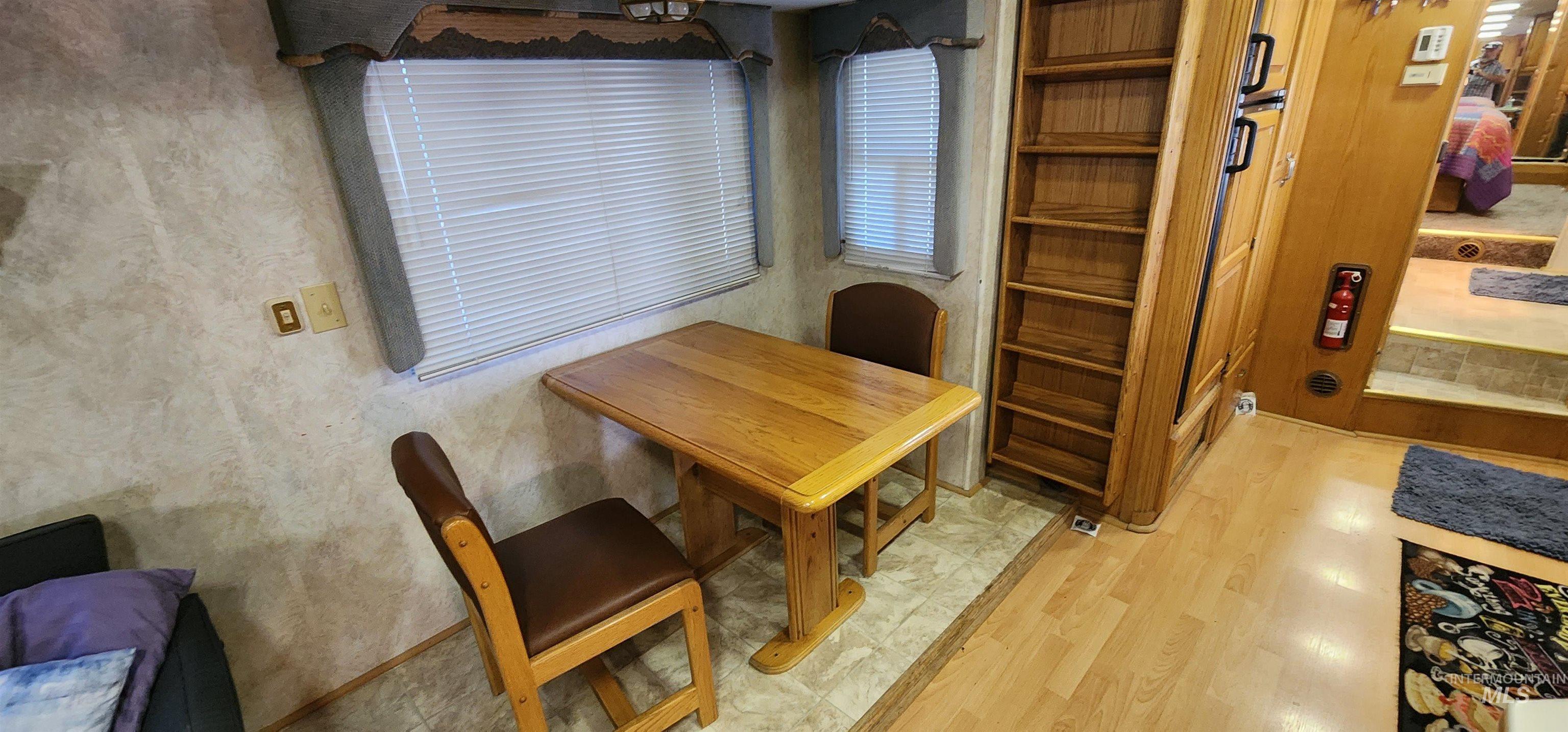 102 Chief Lawyer St Property Photo 16