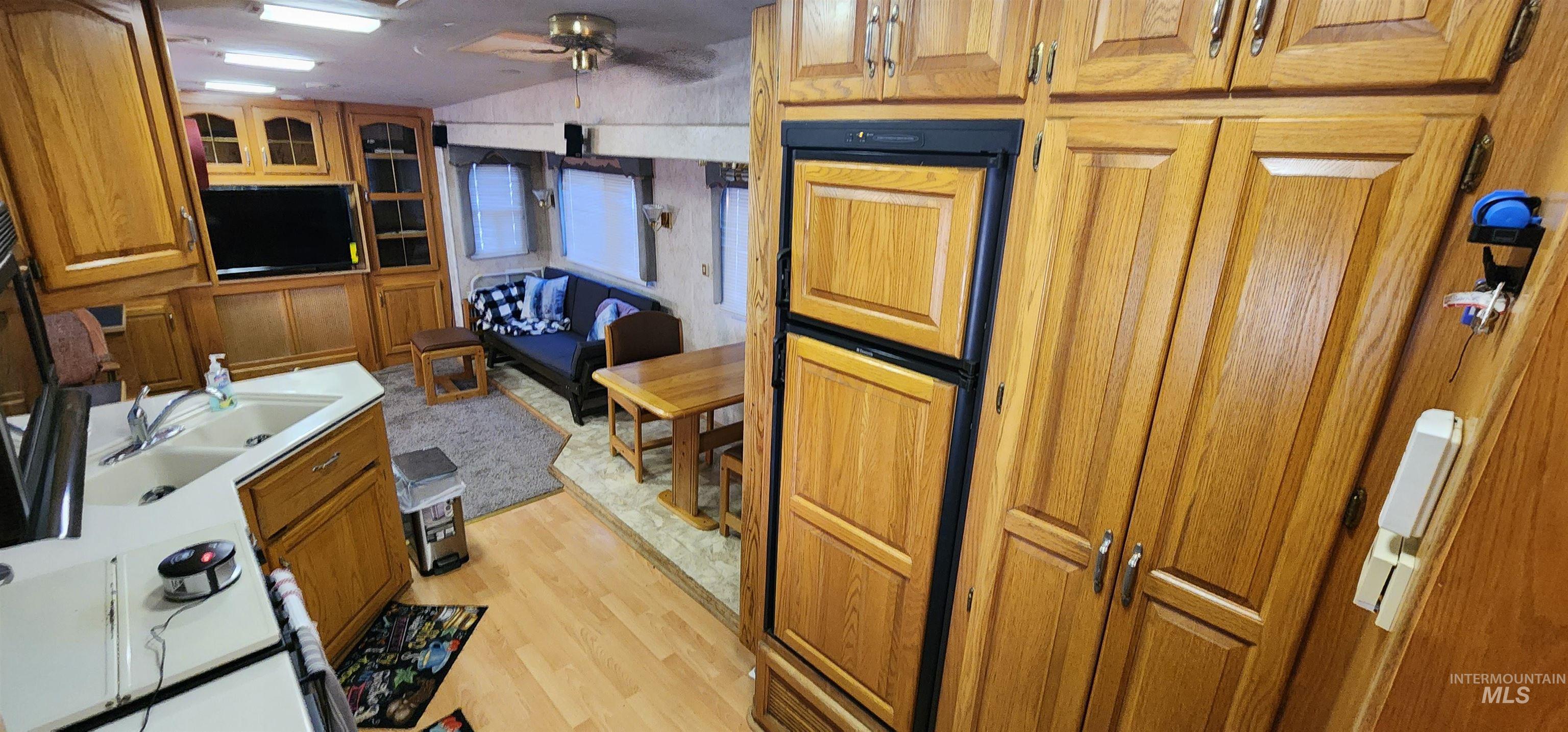 102 Chief Lawyer St Property Photo 19