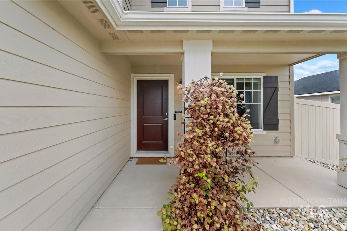 16923 N Lowerfield Loop Property Photo 4