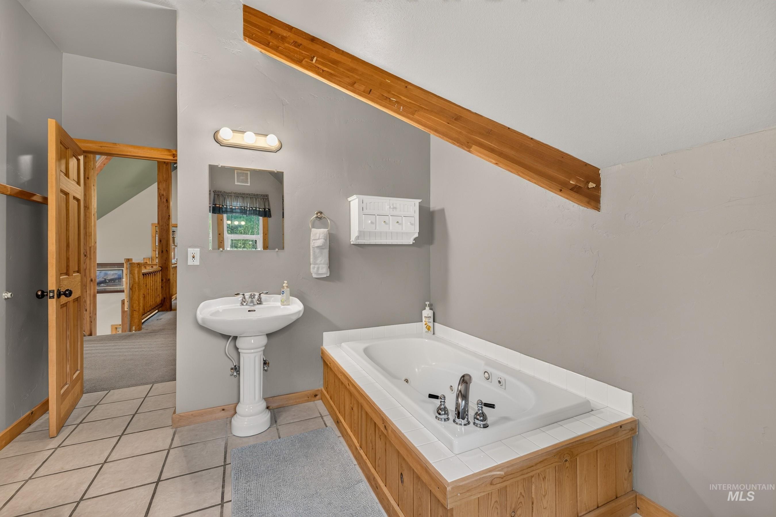 1190 Majestic View Drive Property Photo 35