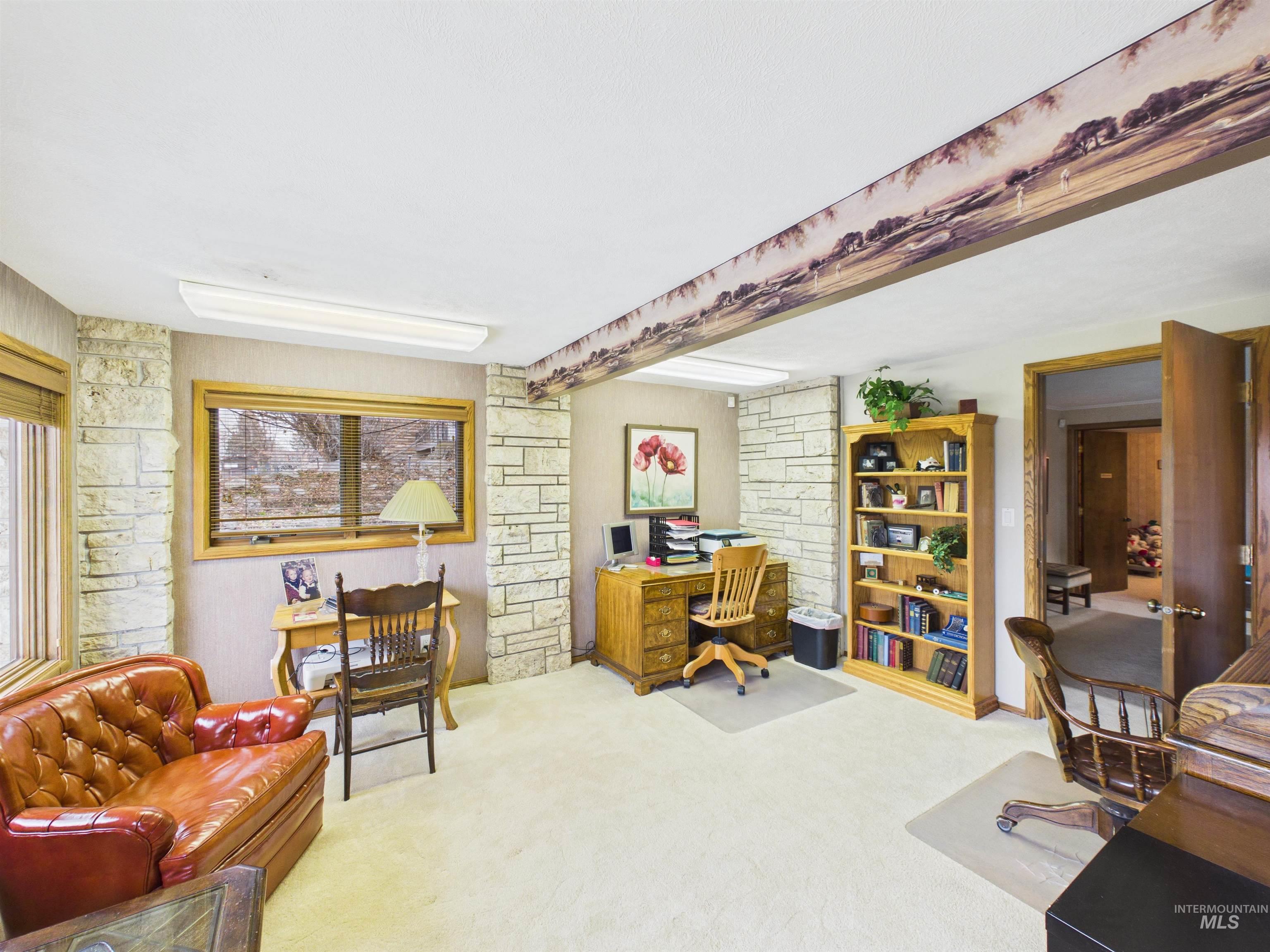 35 Van Engelen Road Property Photo 29