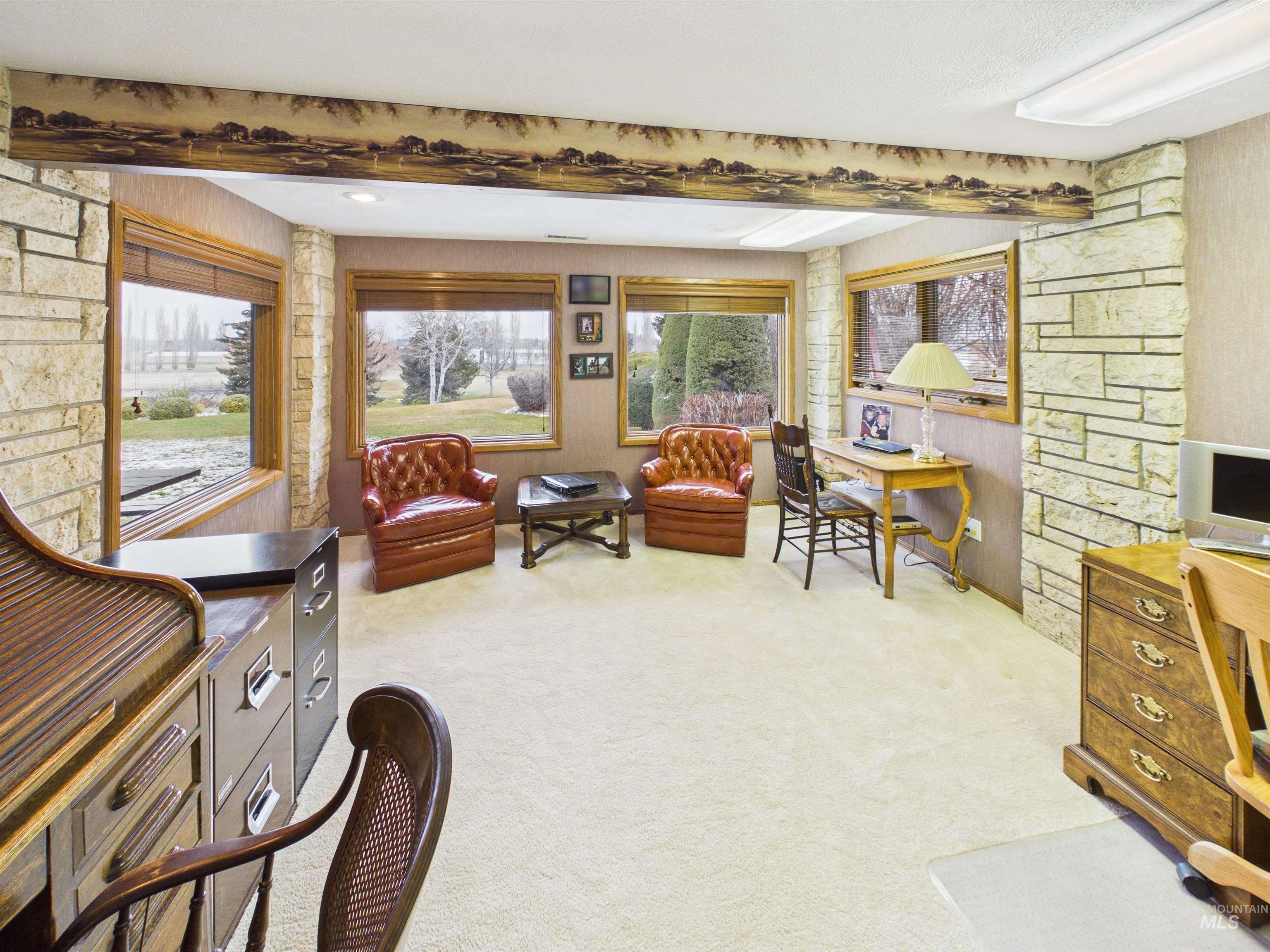 35 Van Engelen Road Property Photo 30