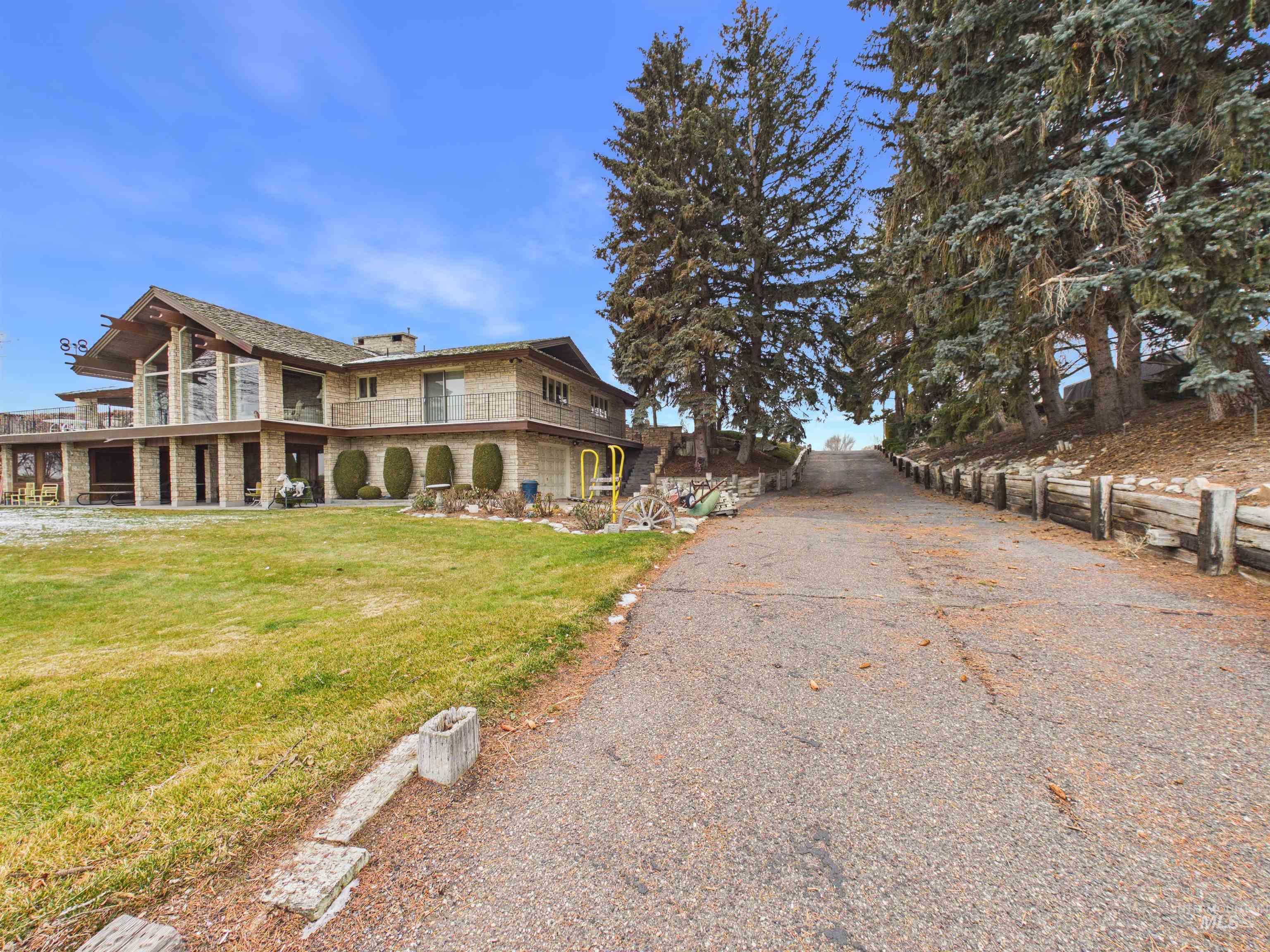 35 Van Engelen Road Property Photo 42