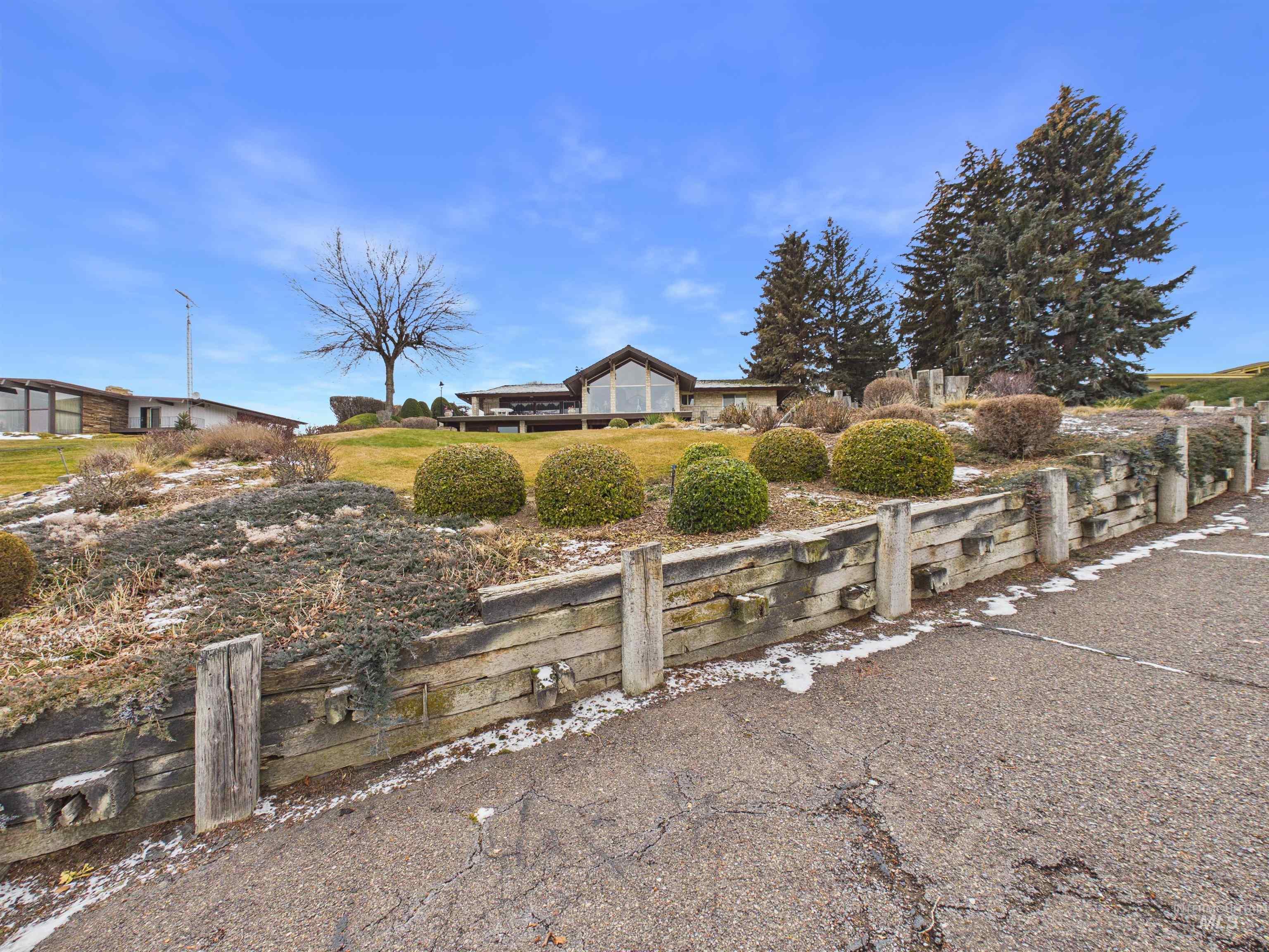 35 Van Engelen Road Property Photo 43