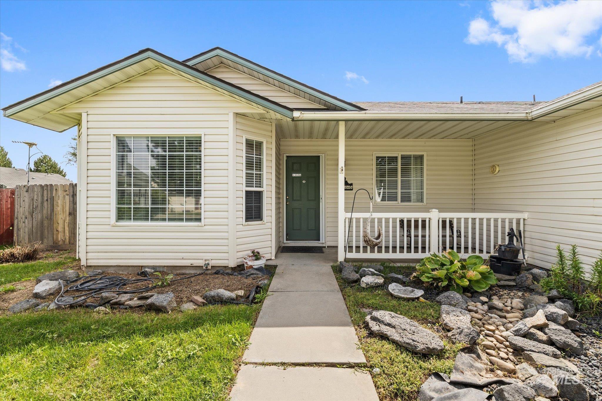 16842 Live Oak Pl Property Photo 7