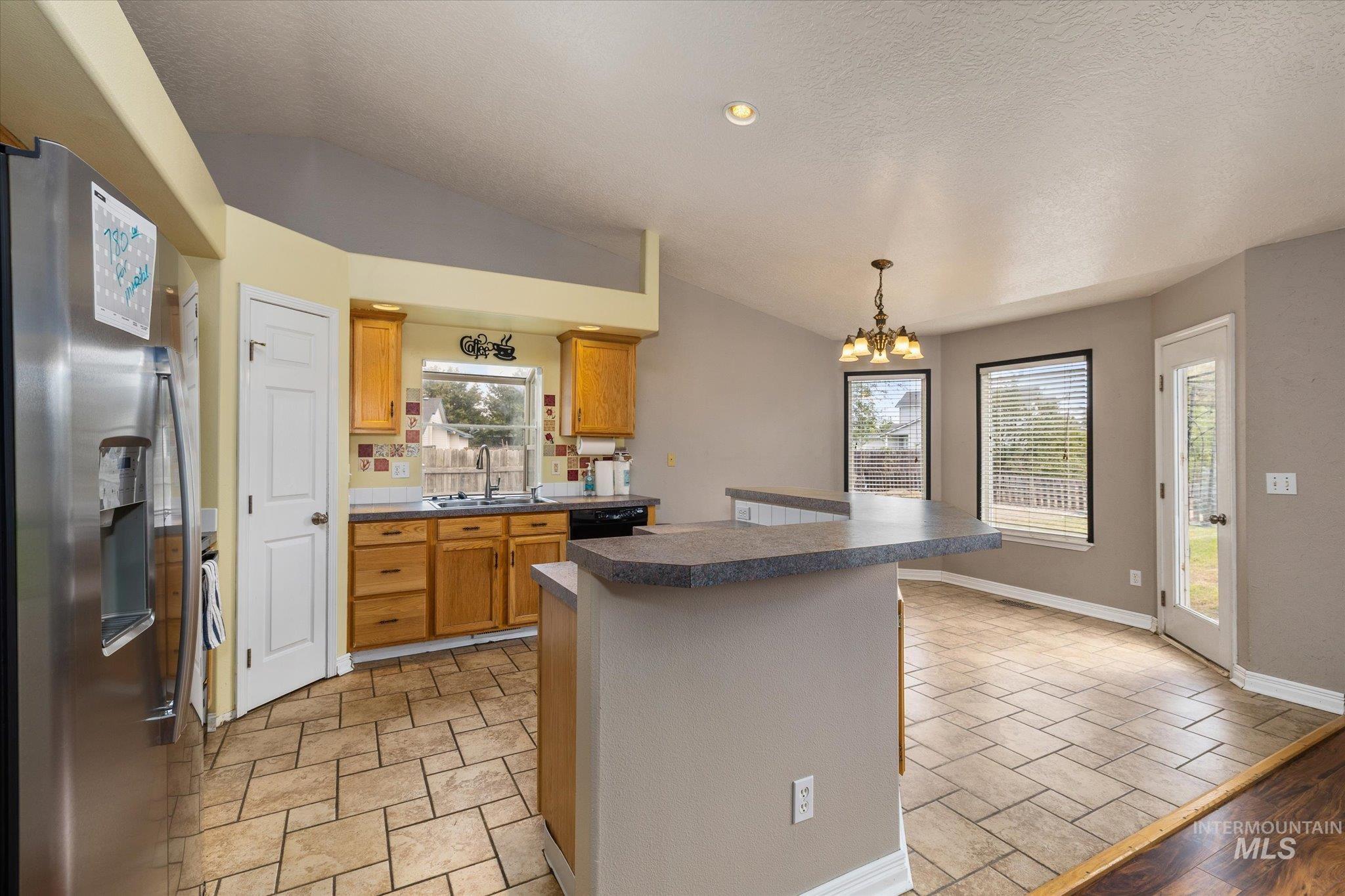 16842 Live Oak Pl Property Photo 11