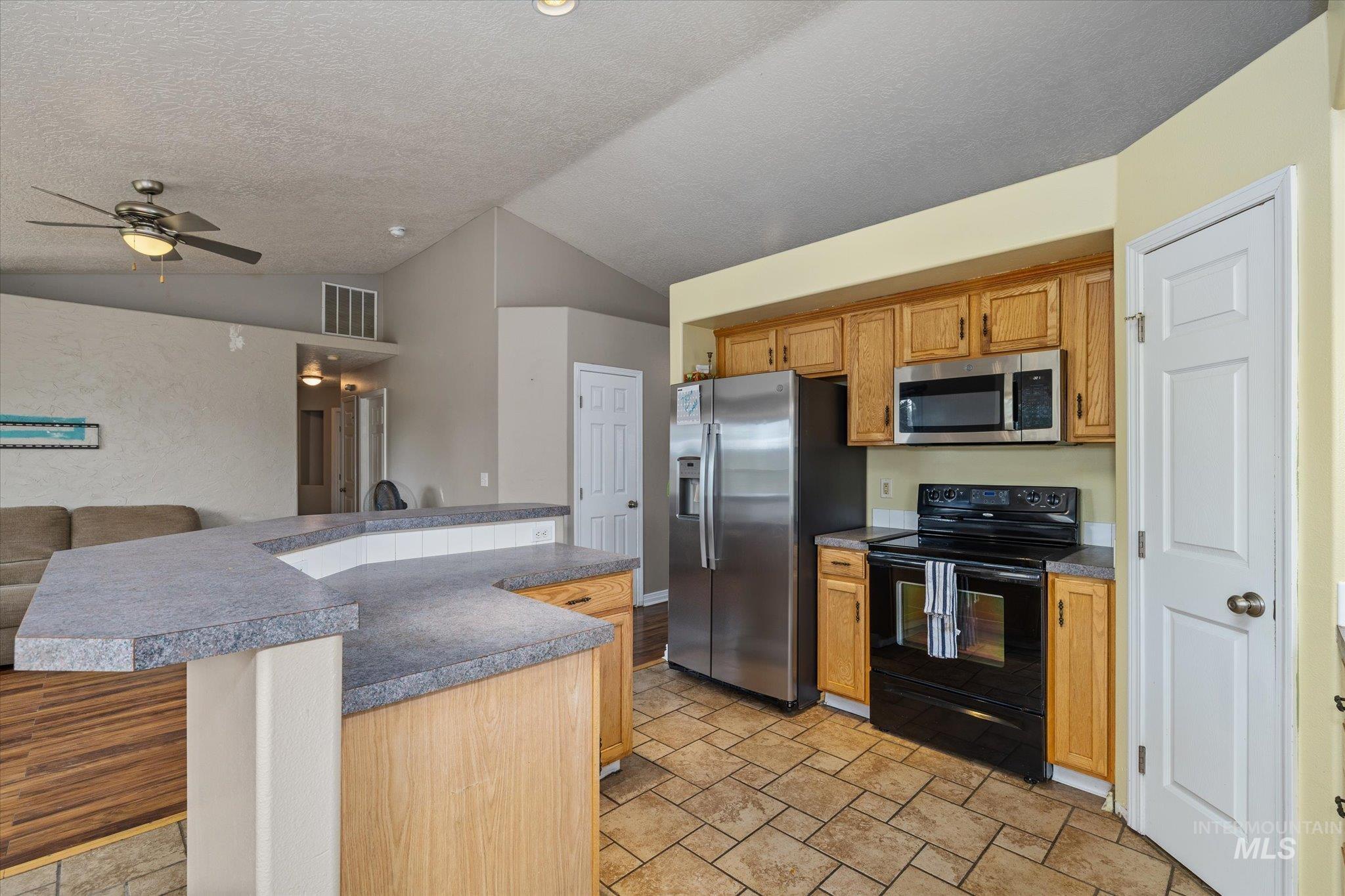 16842 Live Oak Pl Property Photo 16