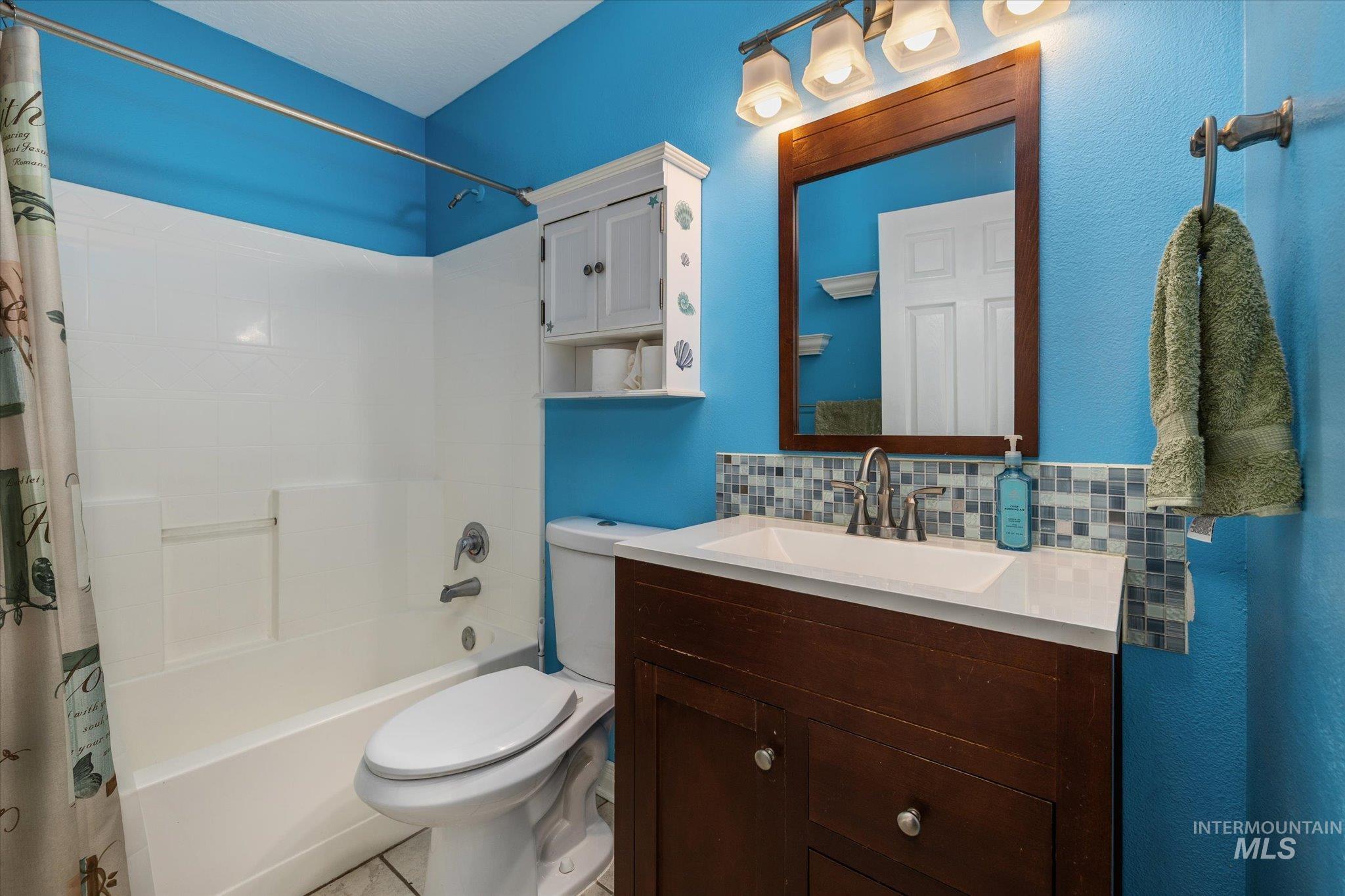 16842 Live Oak Pl Property Photo 32