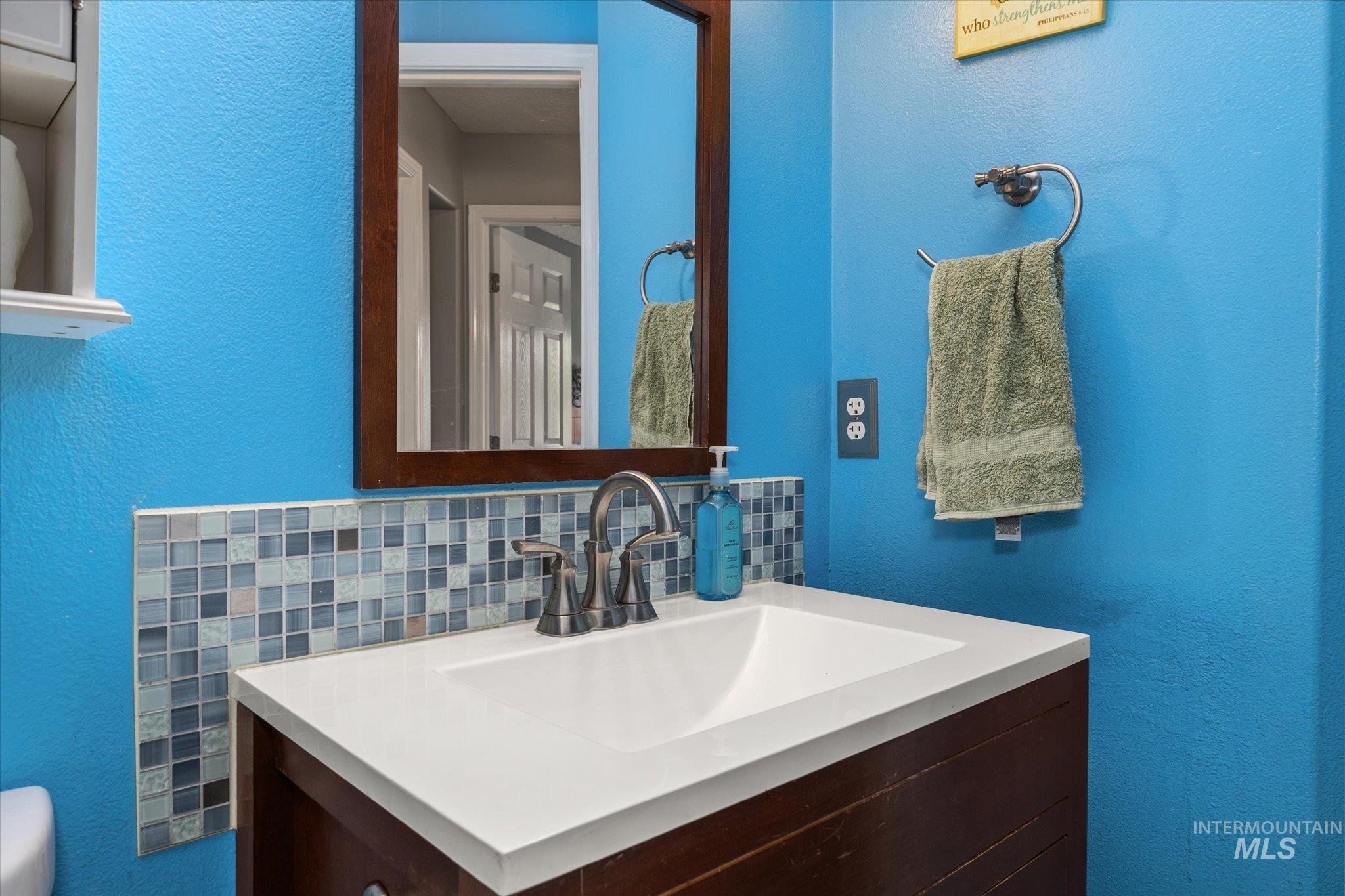 16842 Live Oak Pl Property Photo 33