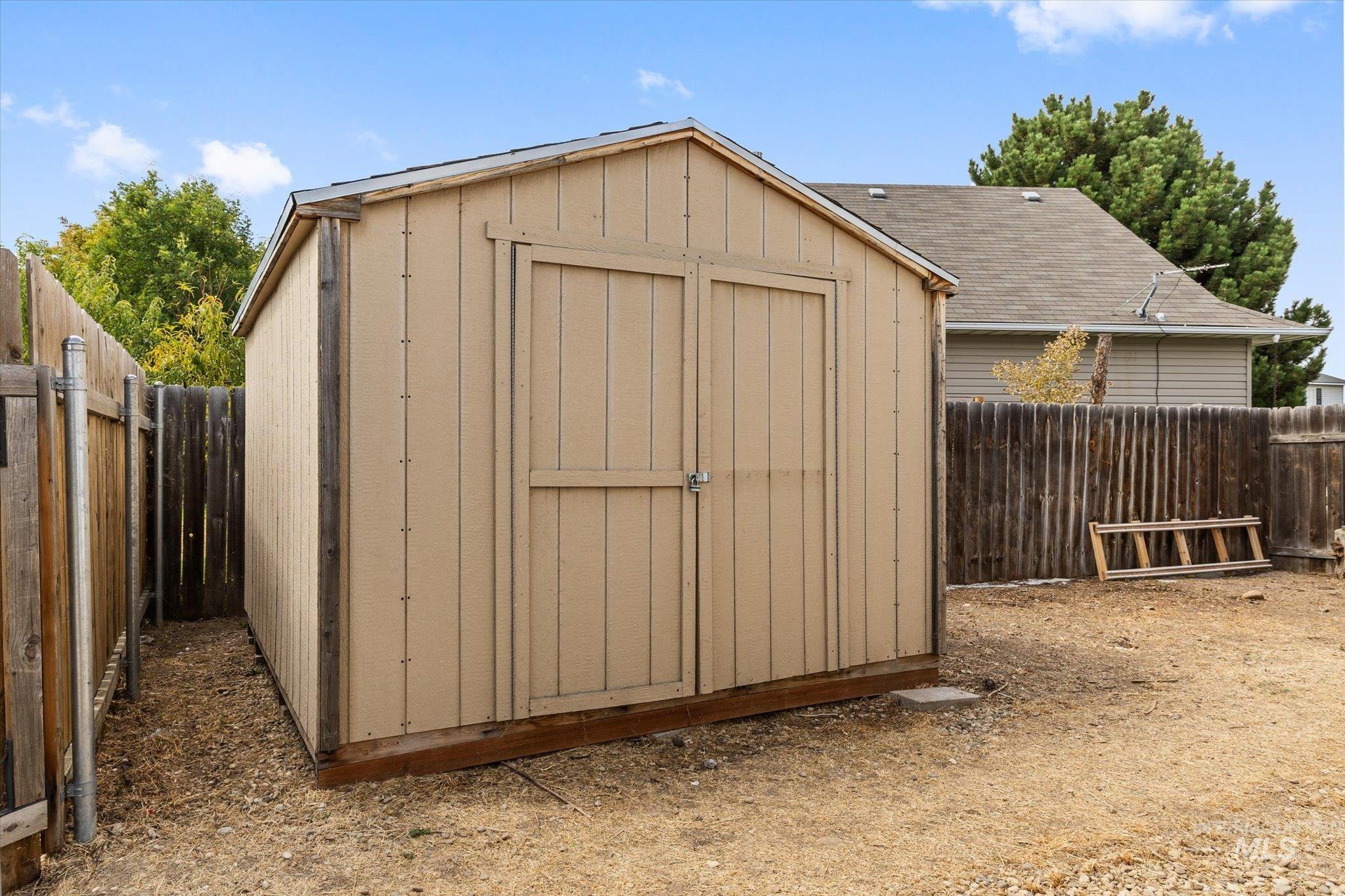 16842 Live Oak Pl Property Photo 40
