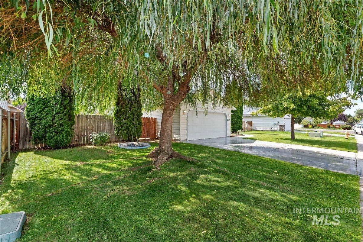 2131 E Colorado Ave Property Photo 5