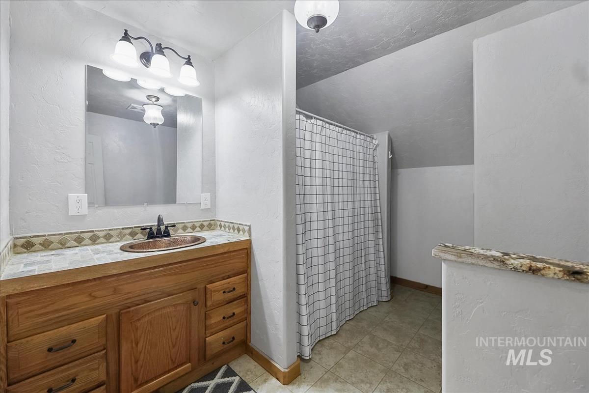 124 Mores Creek Dr Property Photo 28