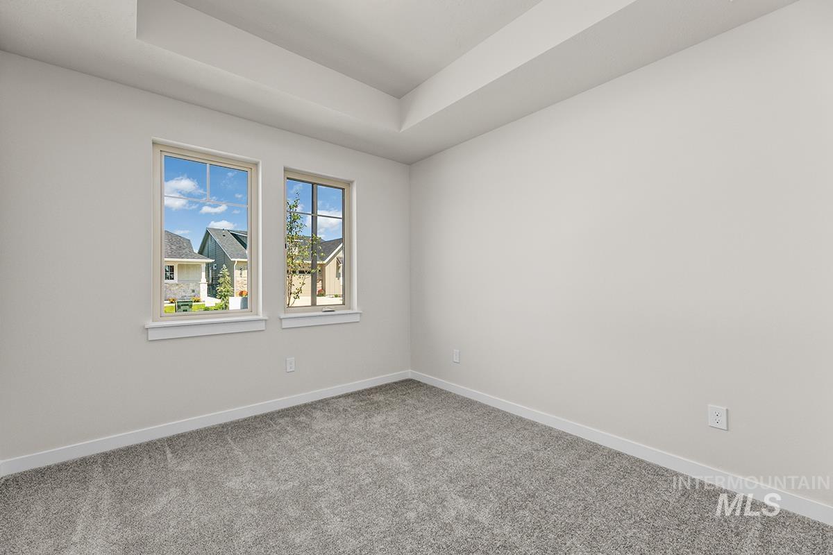 1681 E Hadler St. Property Photo 13