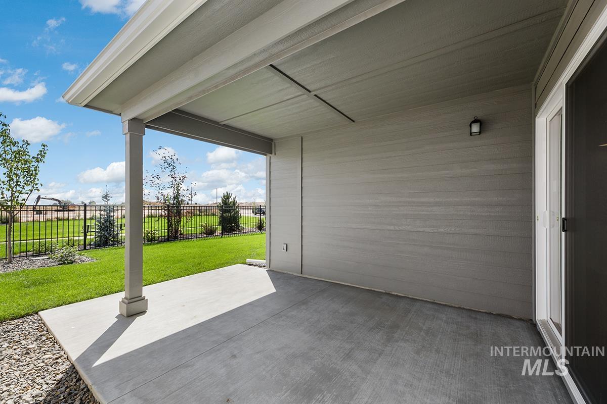 1681 E Hadler St. Property Photo 17