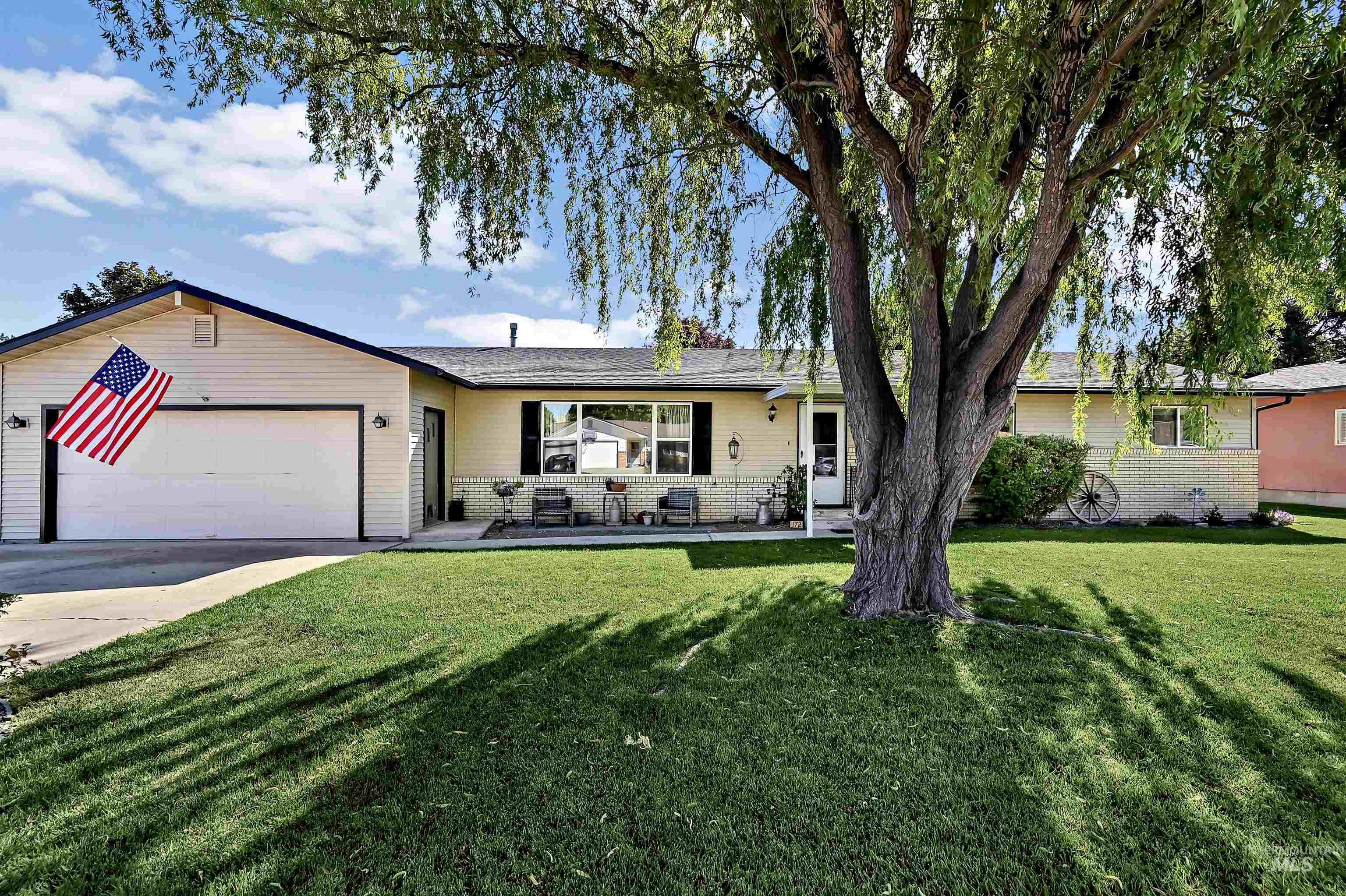 172 N Benewah Place Property Photo 1