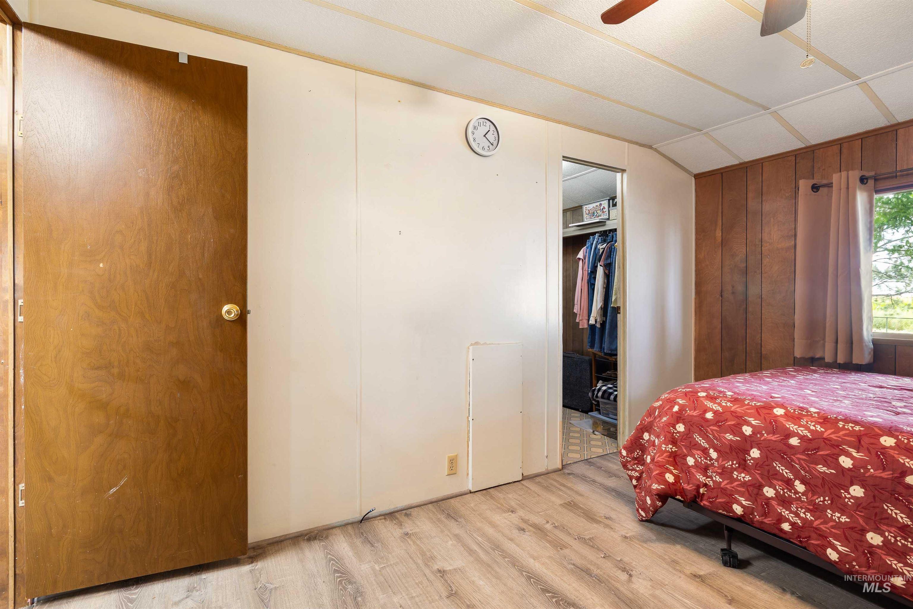 236 N 200 W Property Photo 16