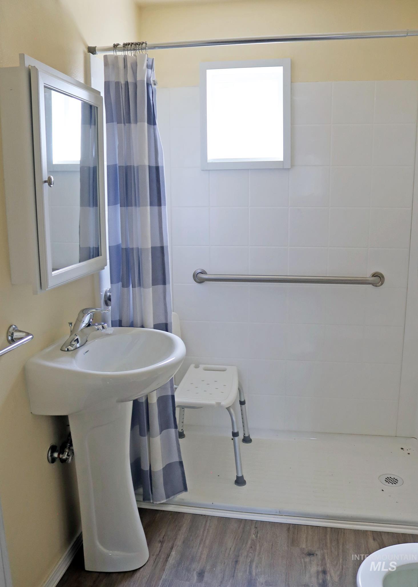 254 Ivy Road Property Photo 22