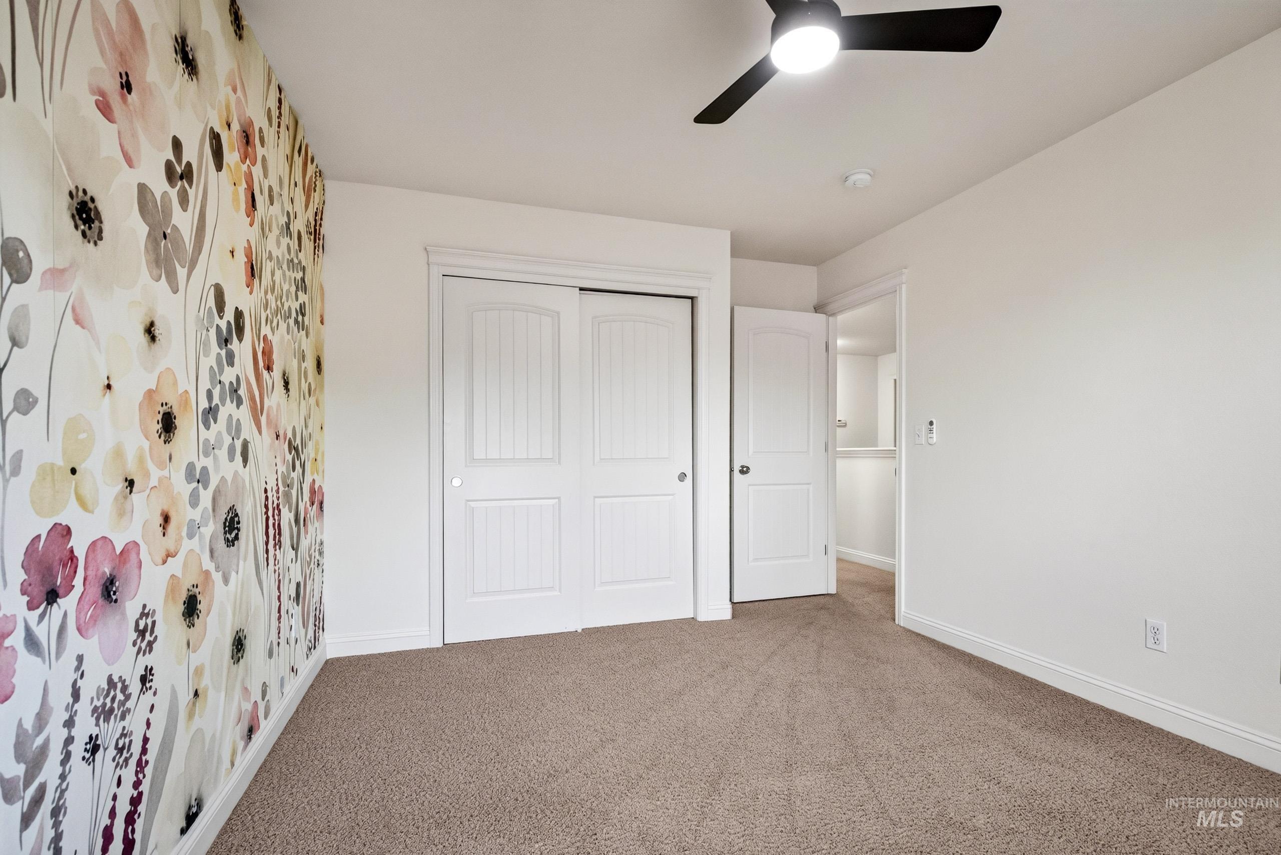 1240 W Barrymore Property Photo 30
