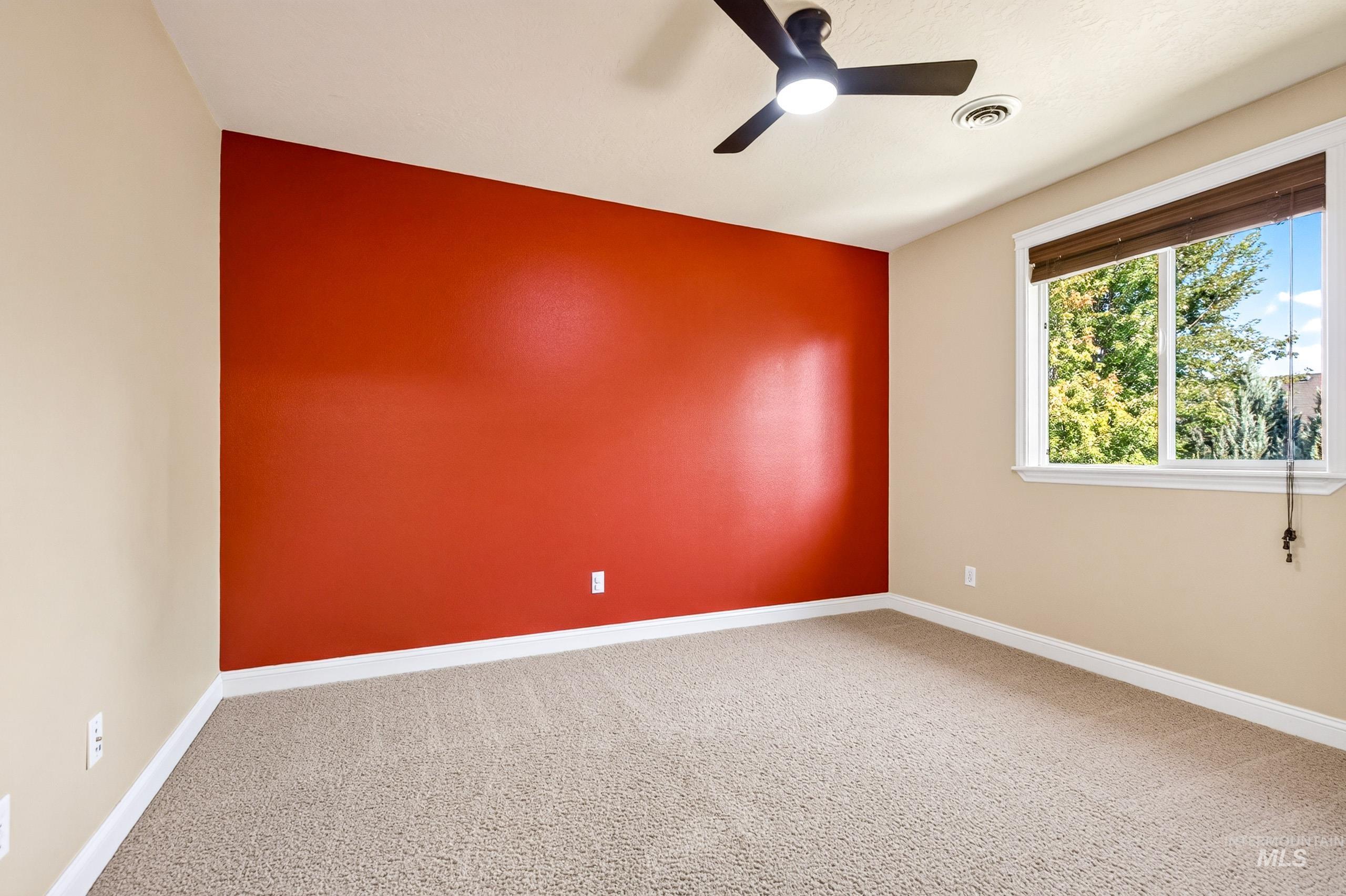 1240 W Barrymore Property Photo 32