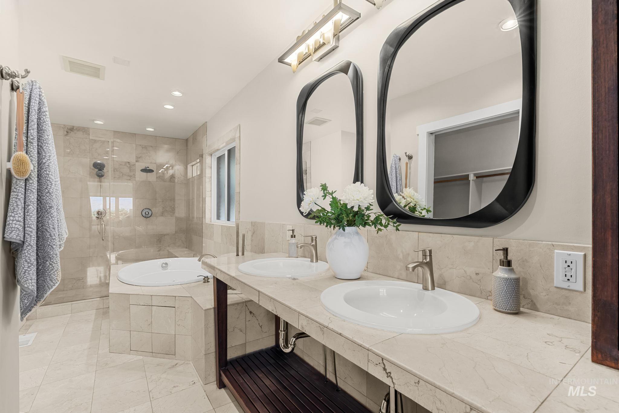 4814 W Roberts Road Property Photo 25