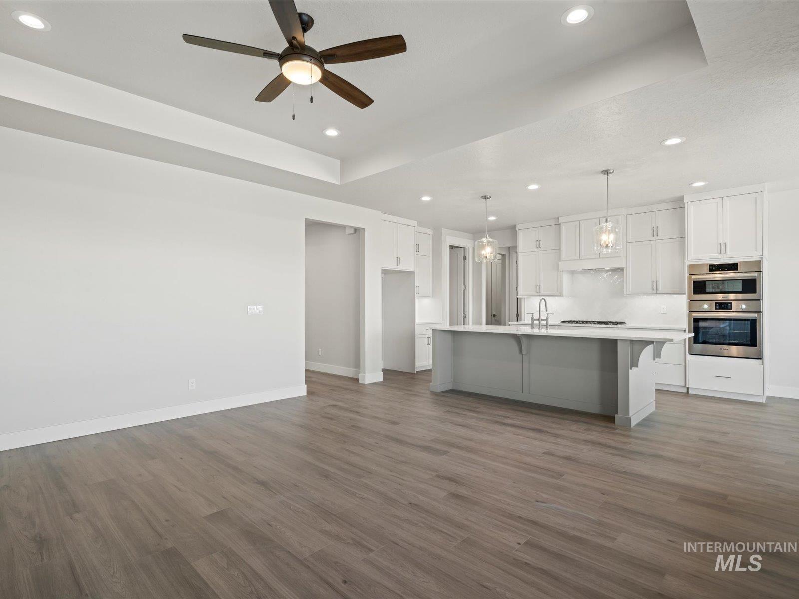 300 S Gearbox Way Property Photo 6