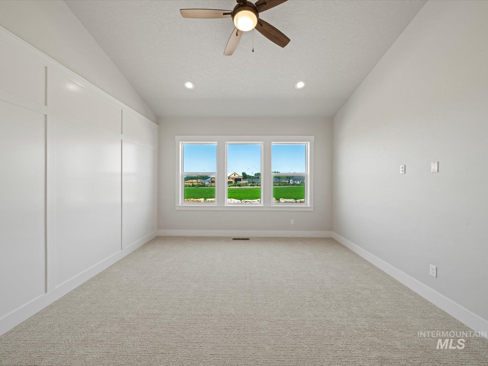 300 S Gearbox Way Property Photo 18