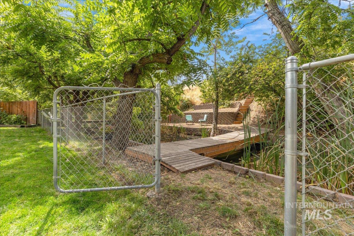 2405 S Scarlet St. Property Photo 42