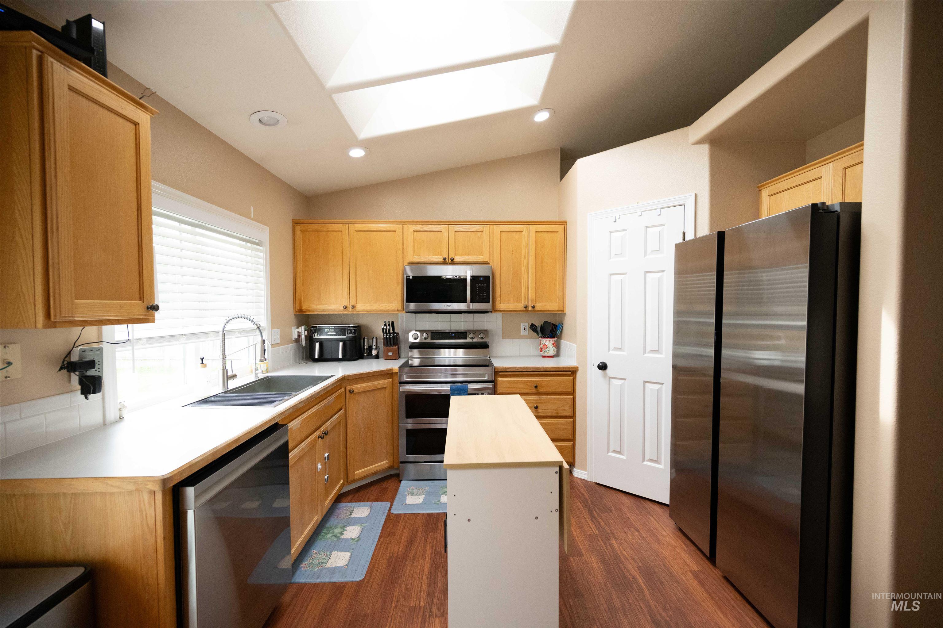 830 Partridge Drive Property Photo 12