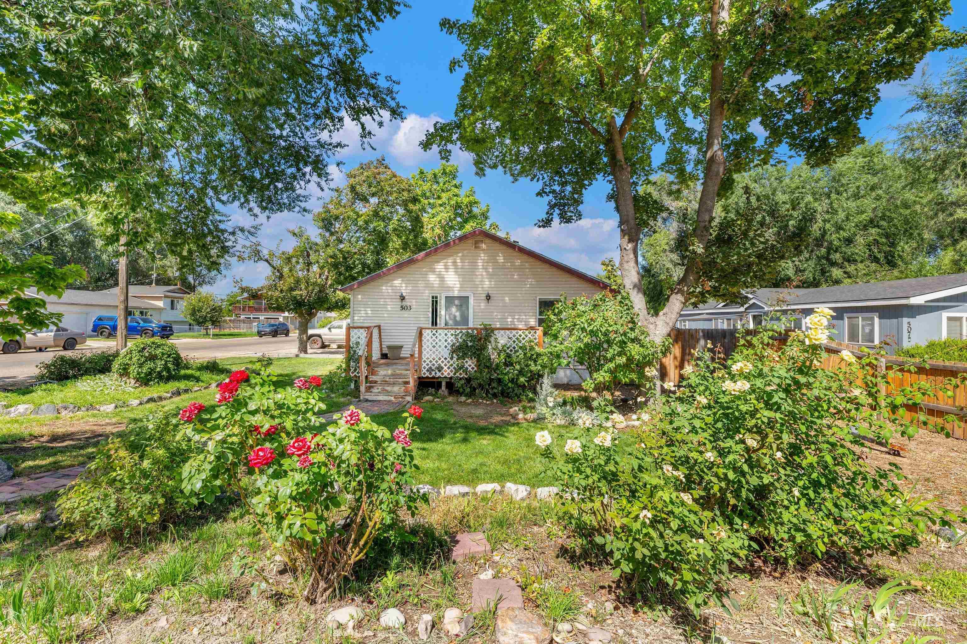503 20th Avenue N Property Photo 1