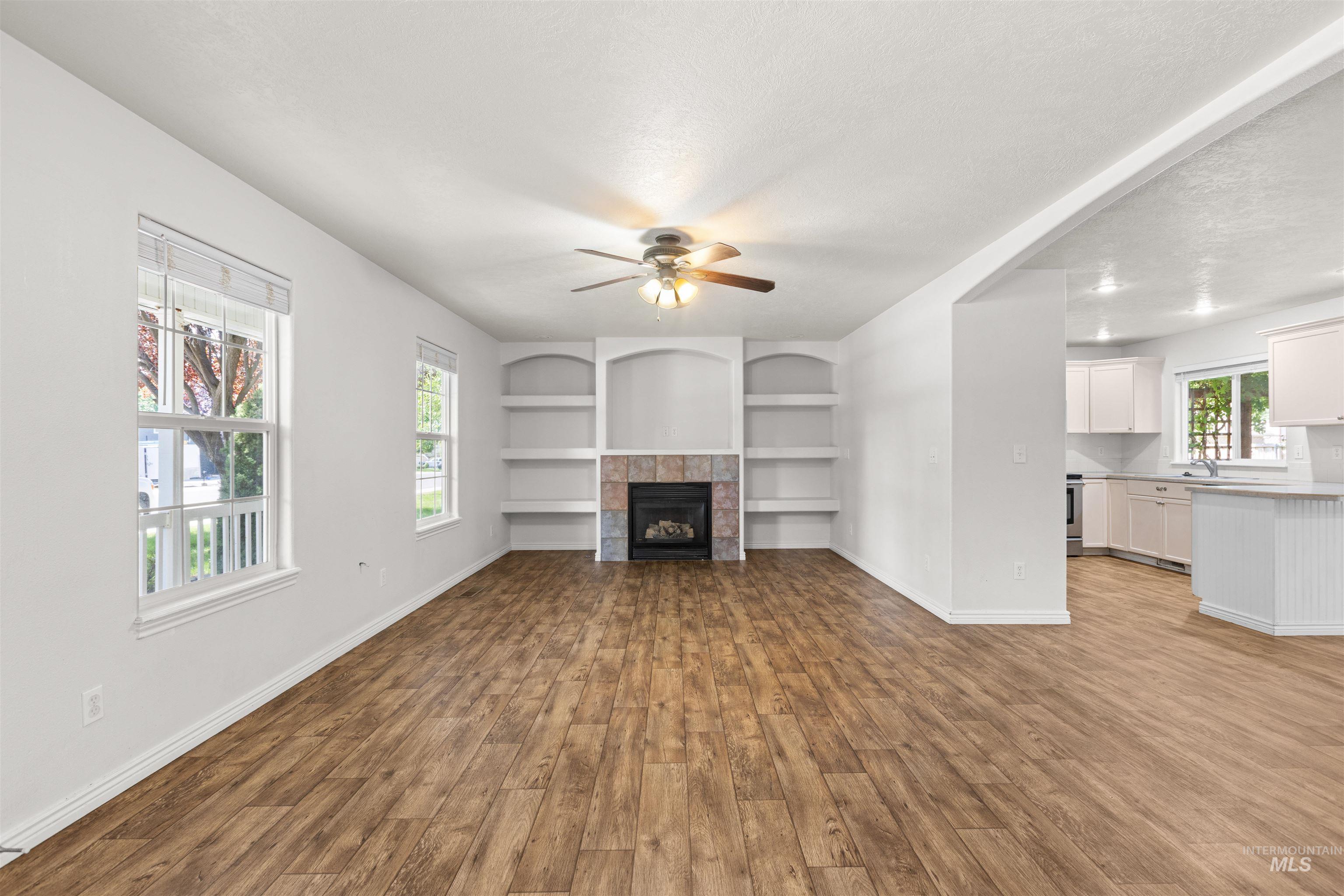 2380 W Baystone Dr Property Photo 9