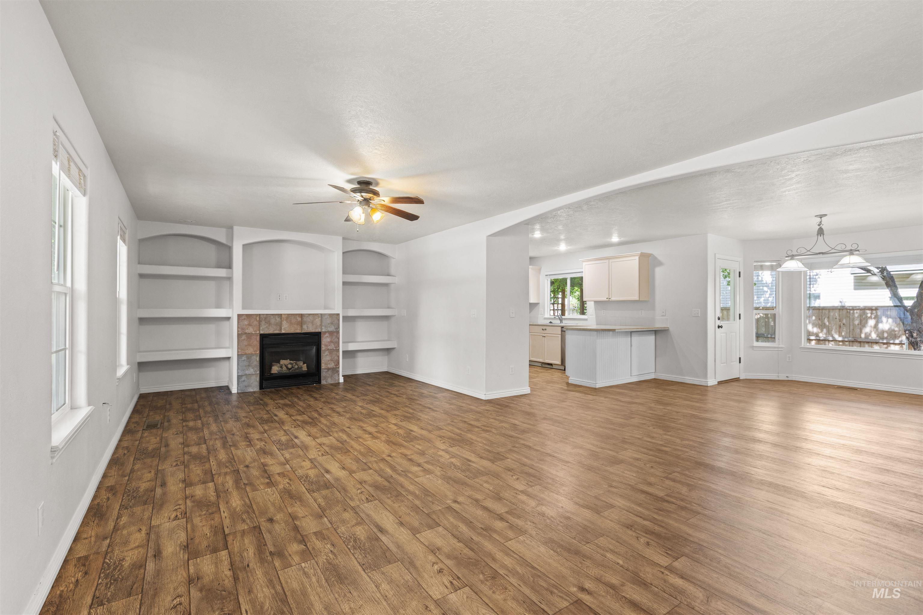 2380 W Baystone Dr Property Photo 10