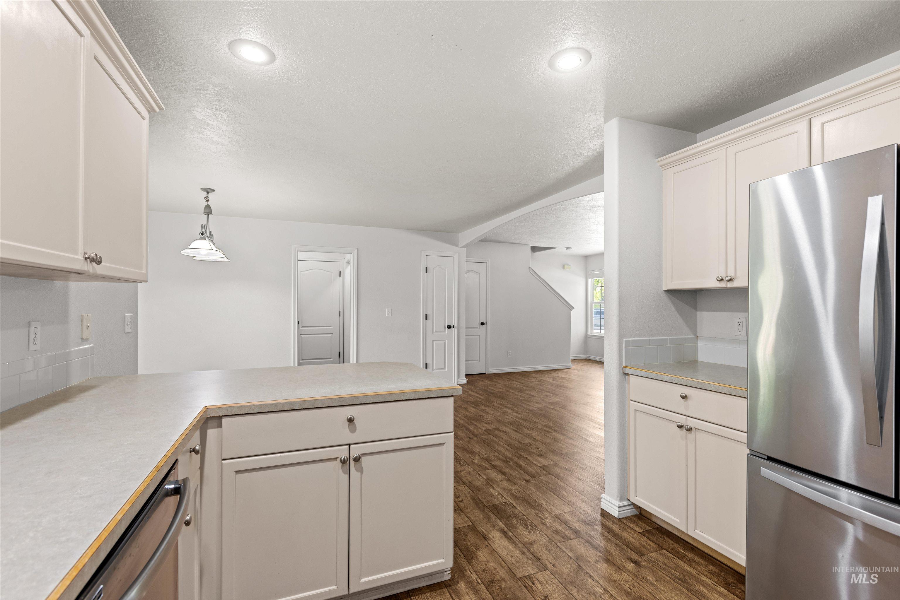 2380 W Baystone Dr Property Photo 19