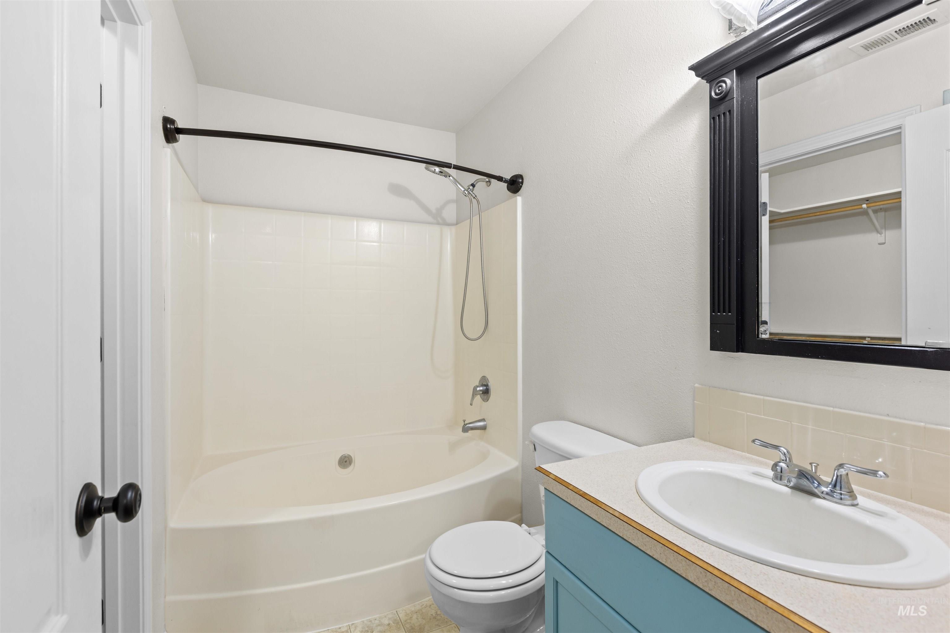 2380 W Baystone Dr Property Photo 25