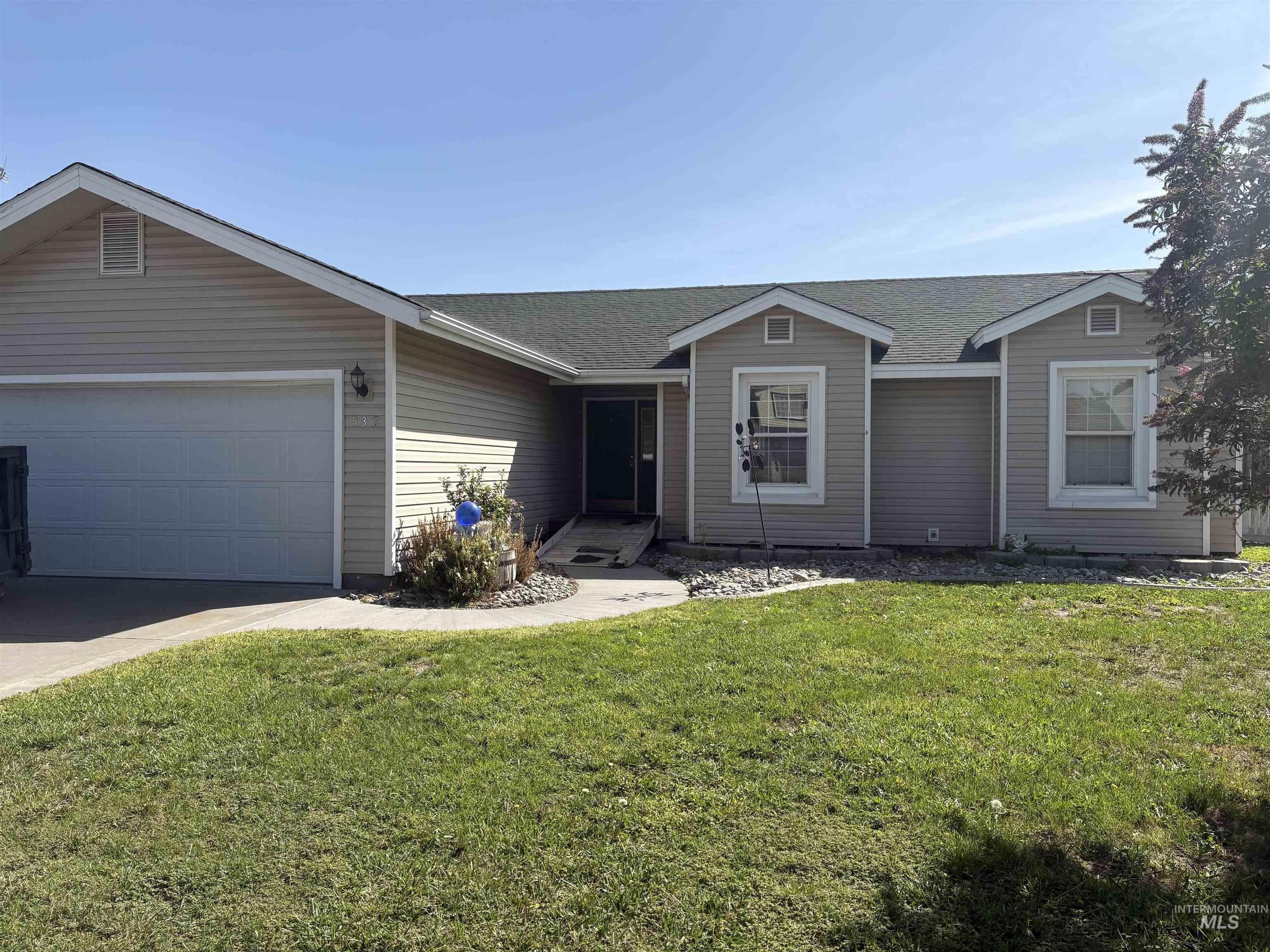 532 Cypress Way Property Photo 1