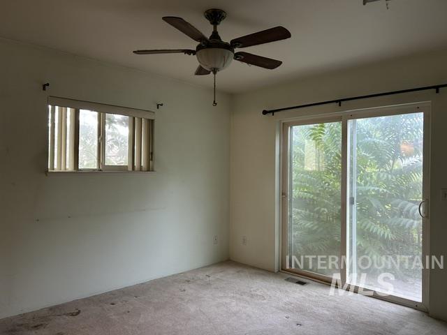 3319 5th St Property Photo 12
