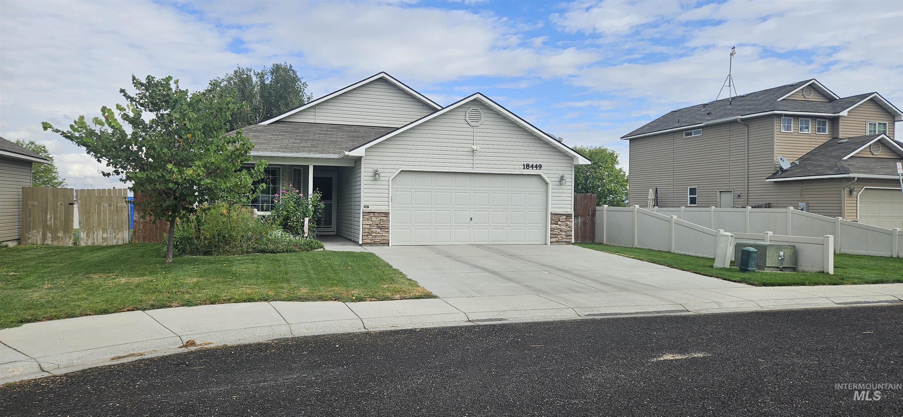 18449 Viceroy Place Property Photo 1