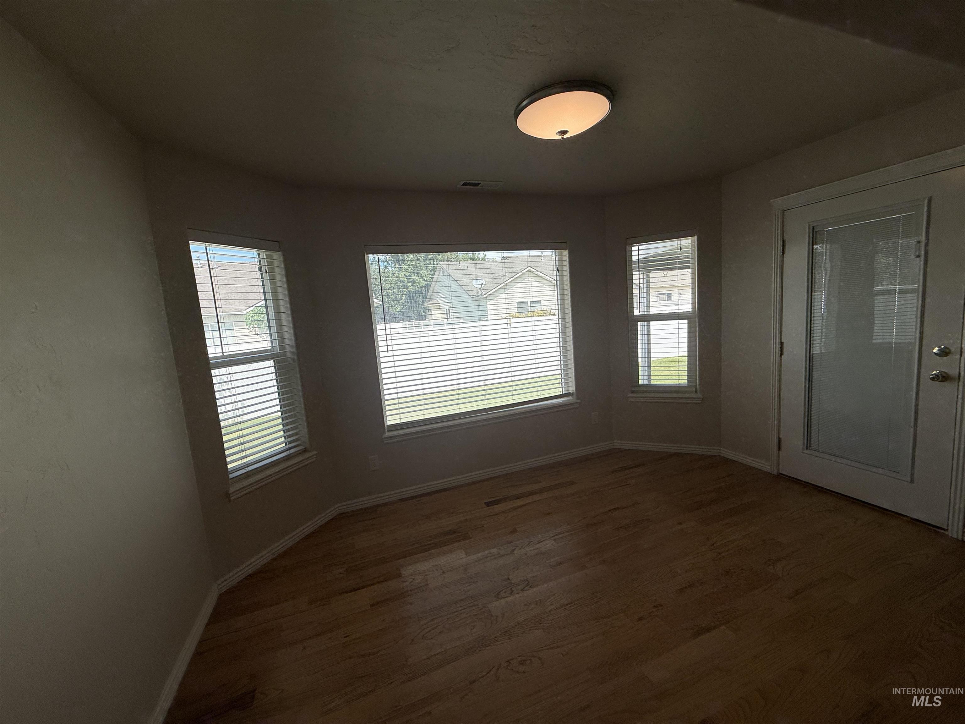 2879 Deaun Ave Property Photo 10