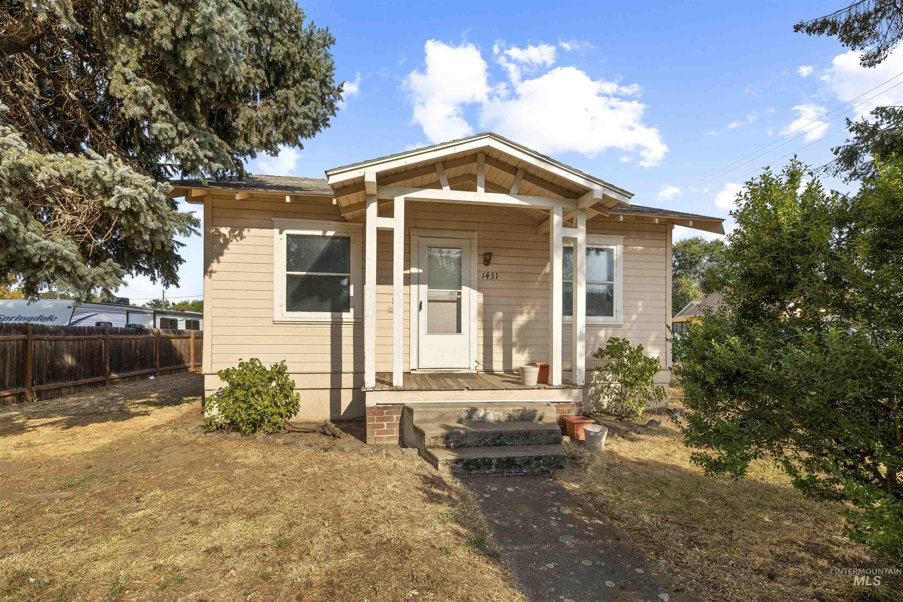 1431 12th Street Property Photo 1