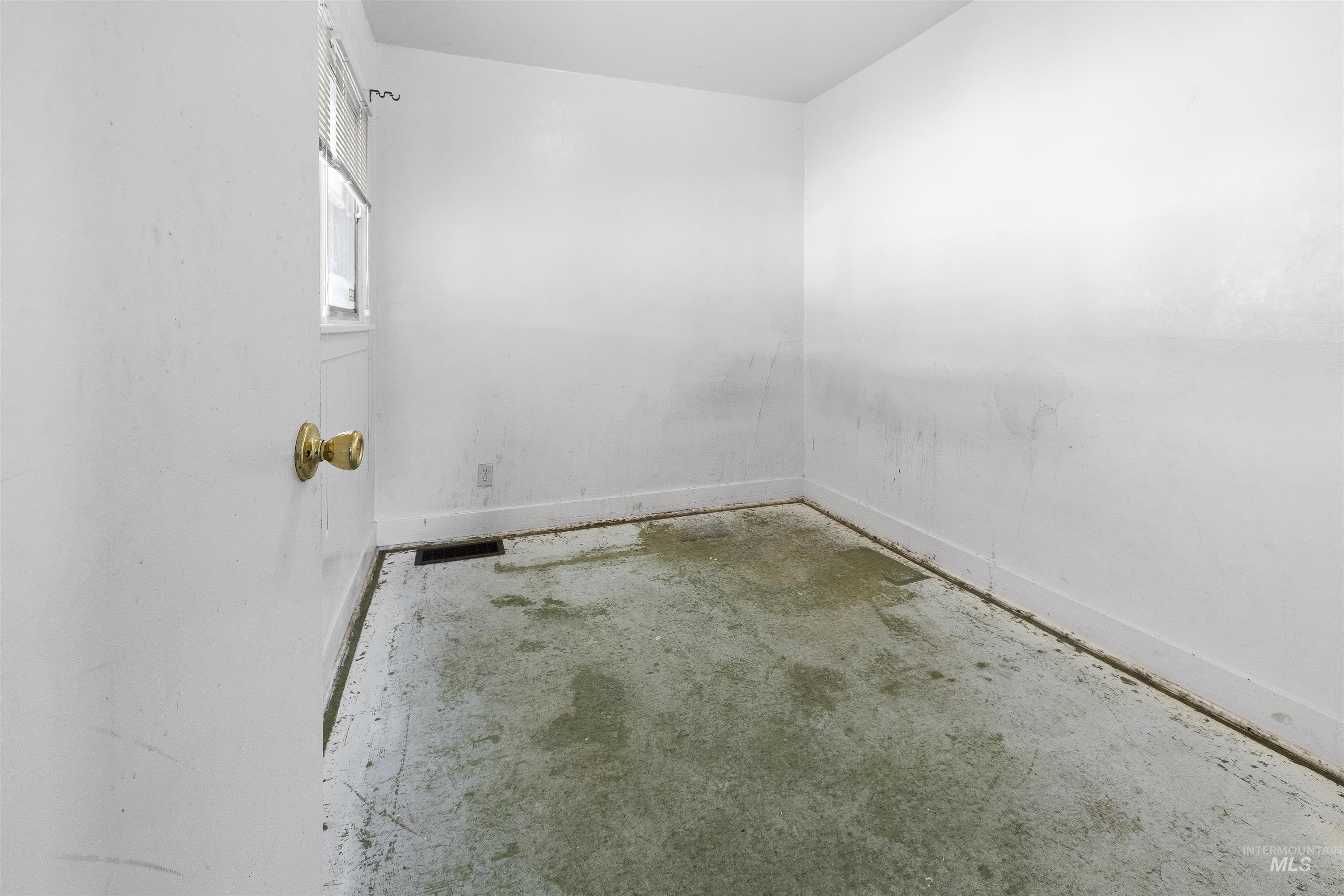 1431 12th Street Property Photo 12