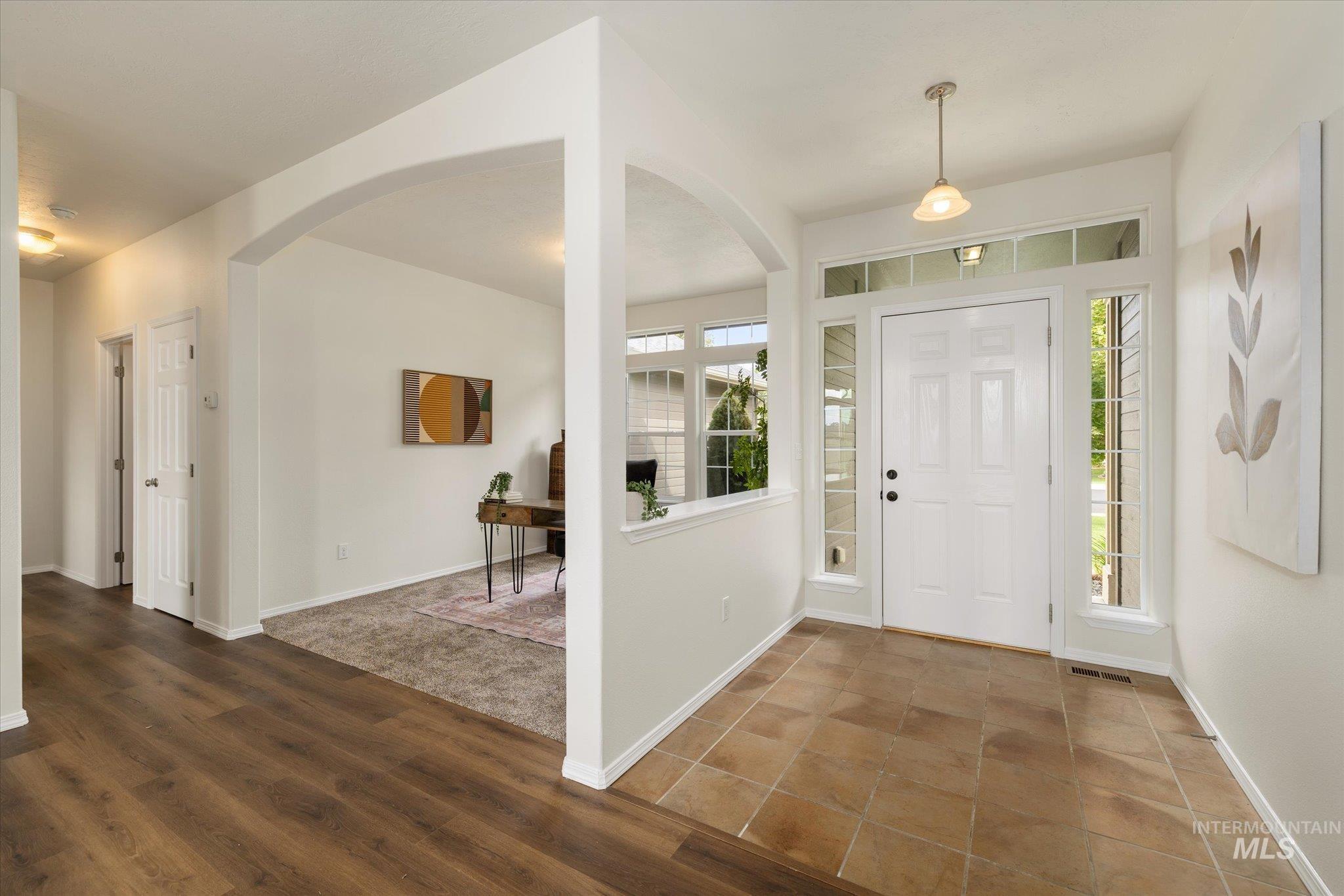 6157 N Silver Elm Way Property Photo 8