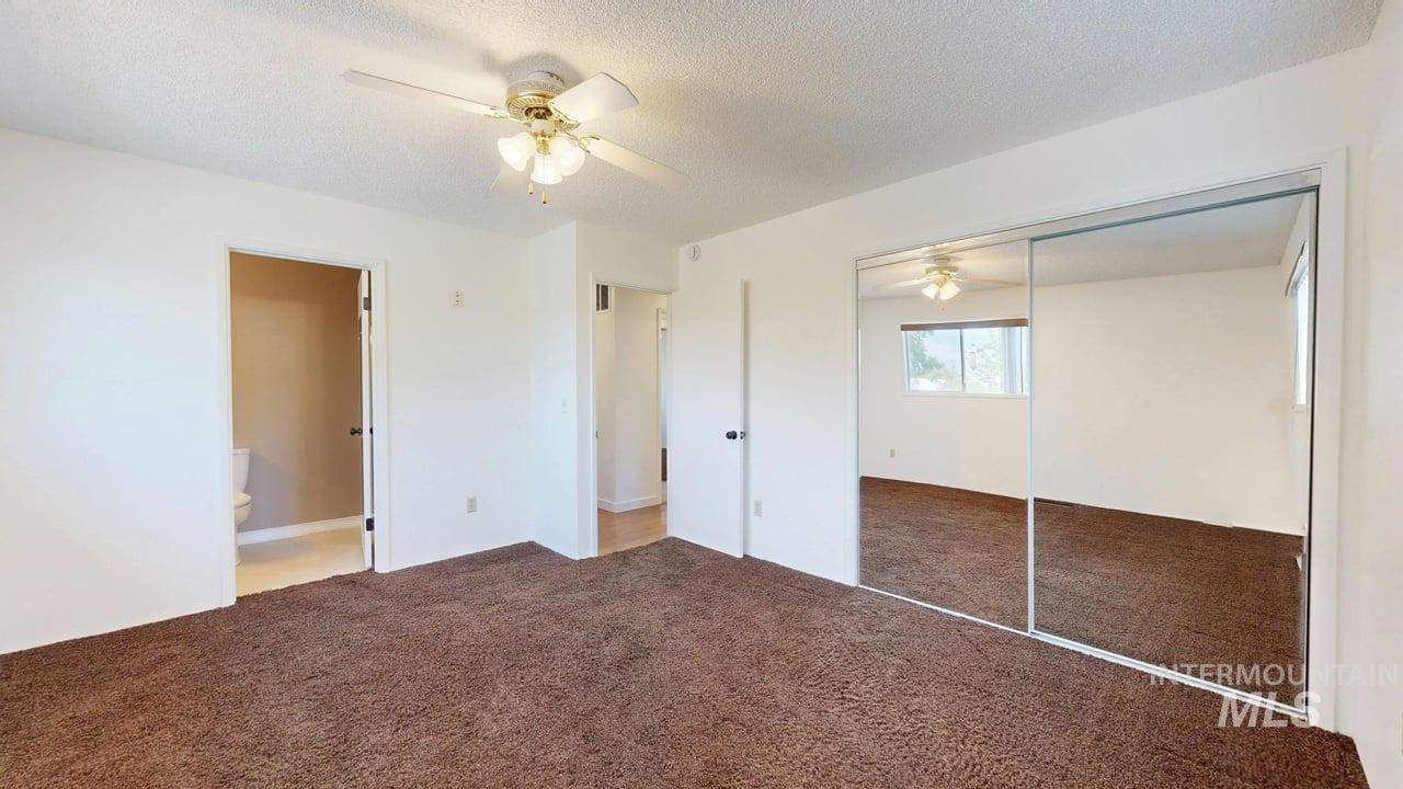 2763 26th St Property Photo 10