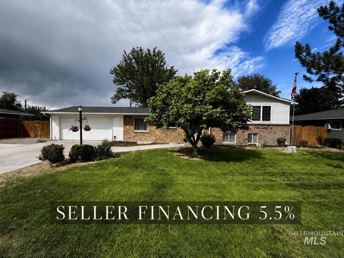 1249 Evergreen Dr. Property Photo 1