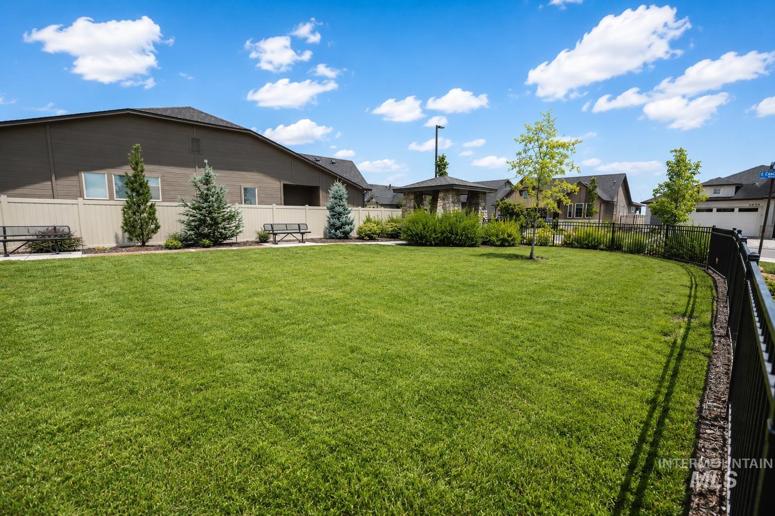 3859 E Vadonia Ln Property Photo 47
