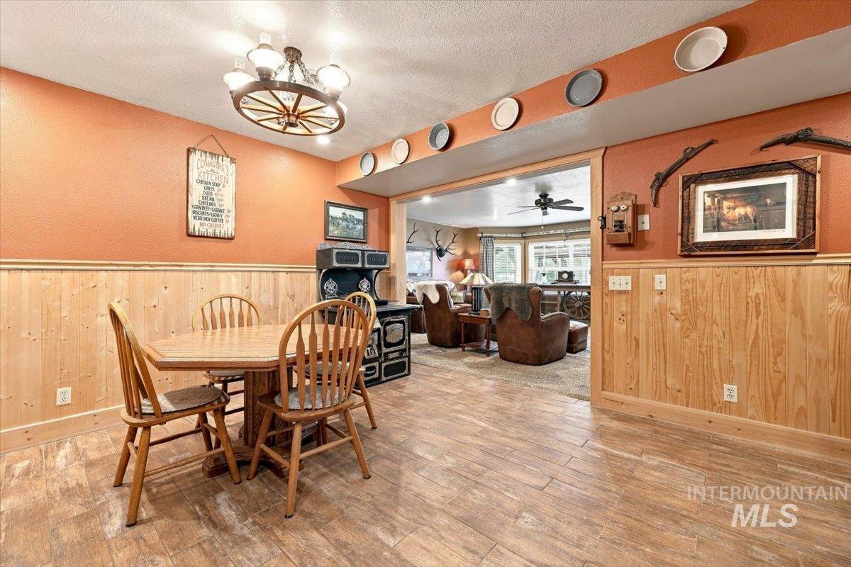 28725 Hwy 30 Property Photo 9