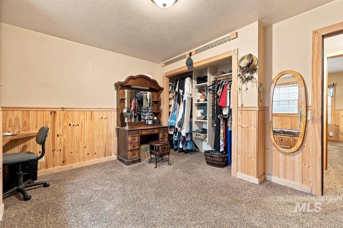 28725 Hwy 30 Property Photo 17