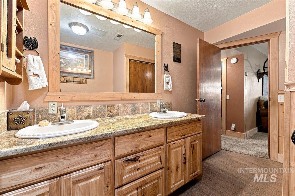 28725 Hwy 30 Property Photo 18